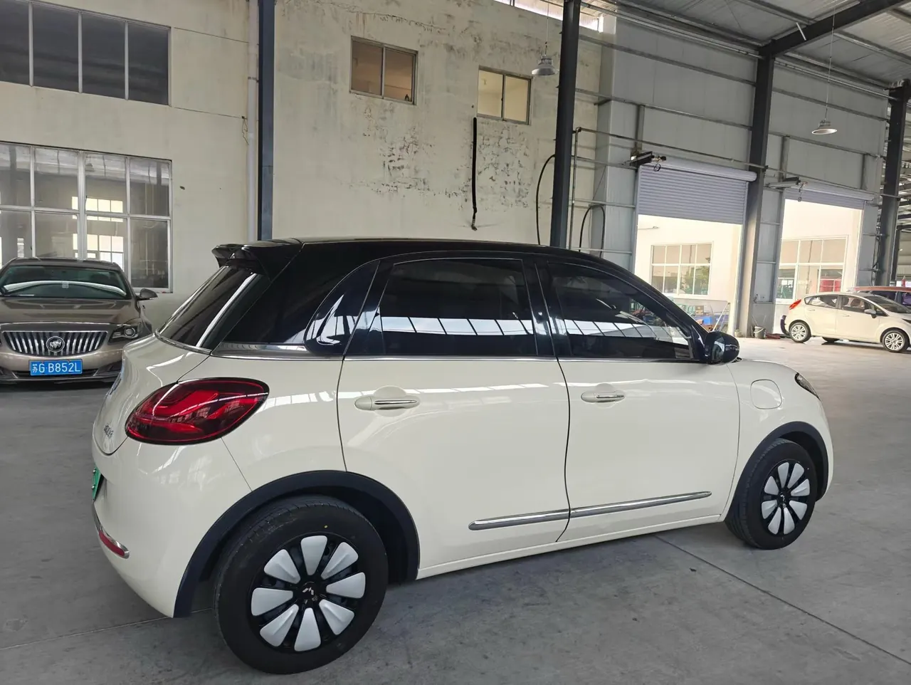WuLing 2024 Plantronics 333km Enjoy Automatic Gear 6