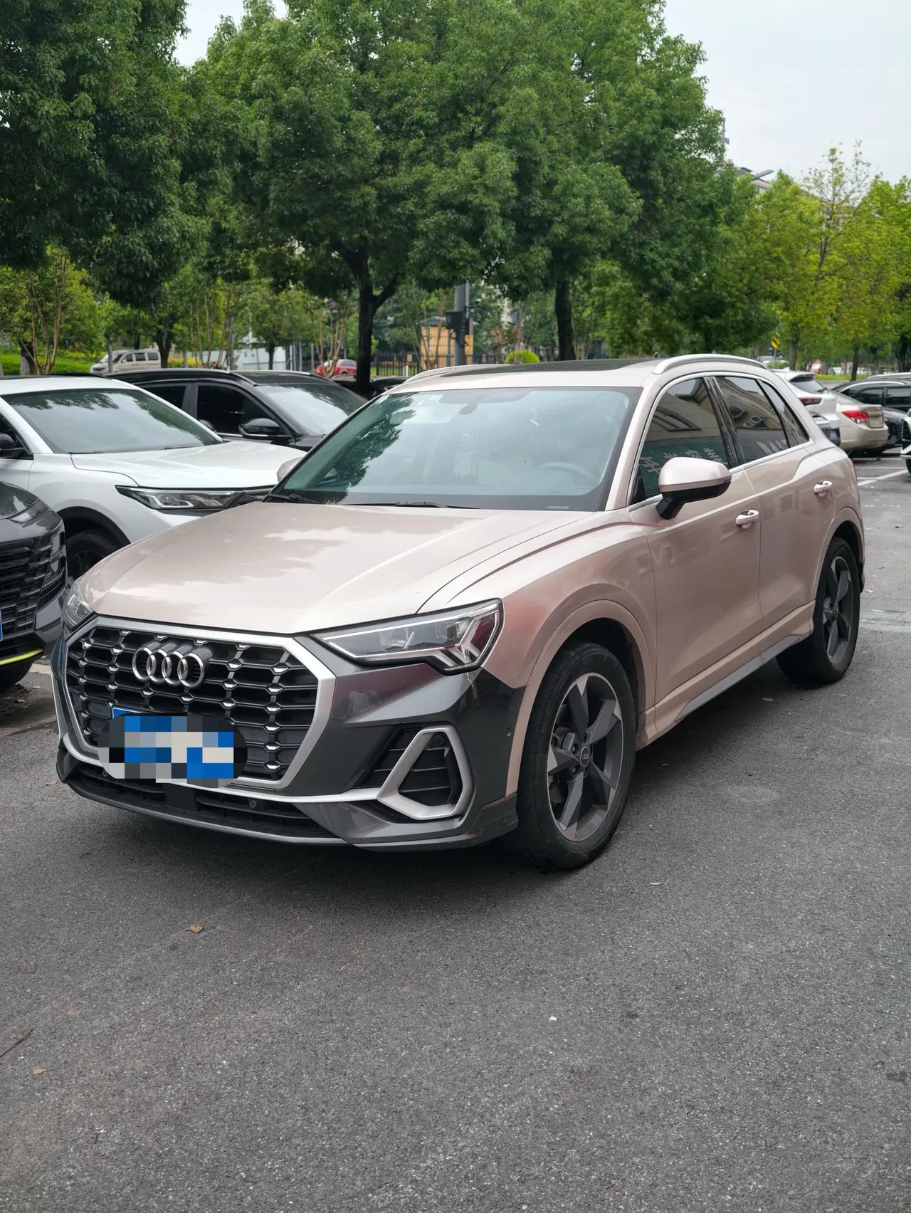 Audi 2022 Q3 1.4TFSI 35TFSI Fashion Elegant Automatic Gear - View 1