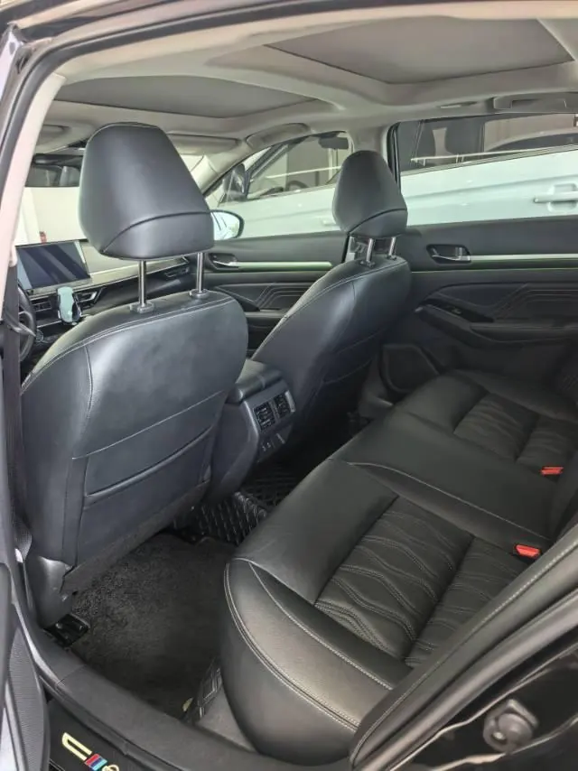 Nissan 2022 Teana 2.0 stepless XL-Upr premium version automatic gear 5