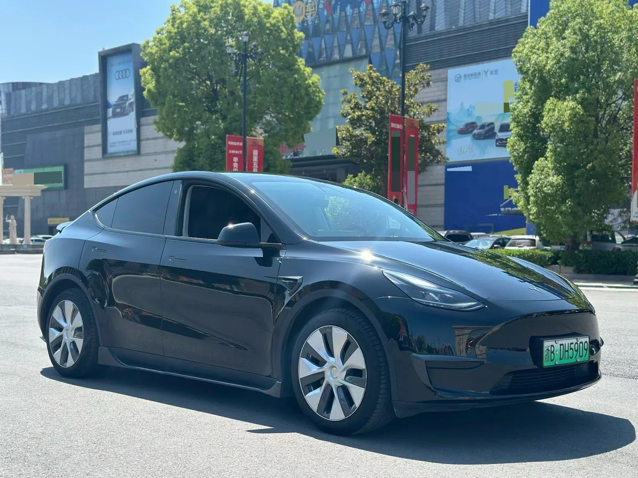 Tesla 2022 Model Y rear-wheel drive version automatic transmission 3