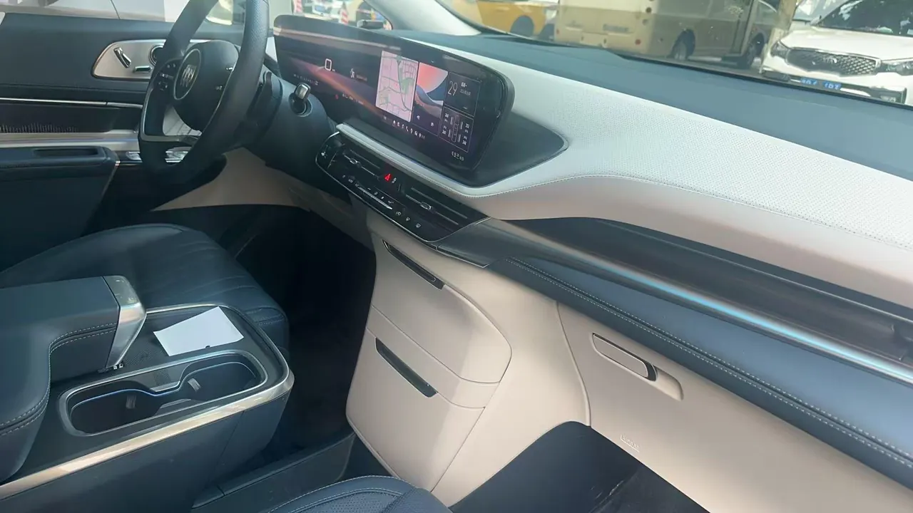 Buick 2023 Century 48V 2.0T Private Edition 4-seat Automatic Gear 6