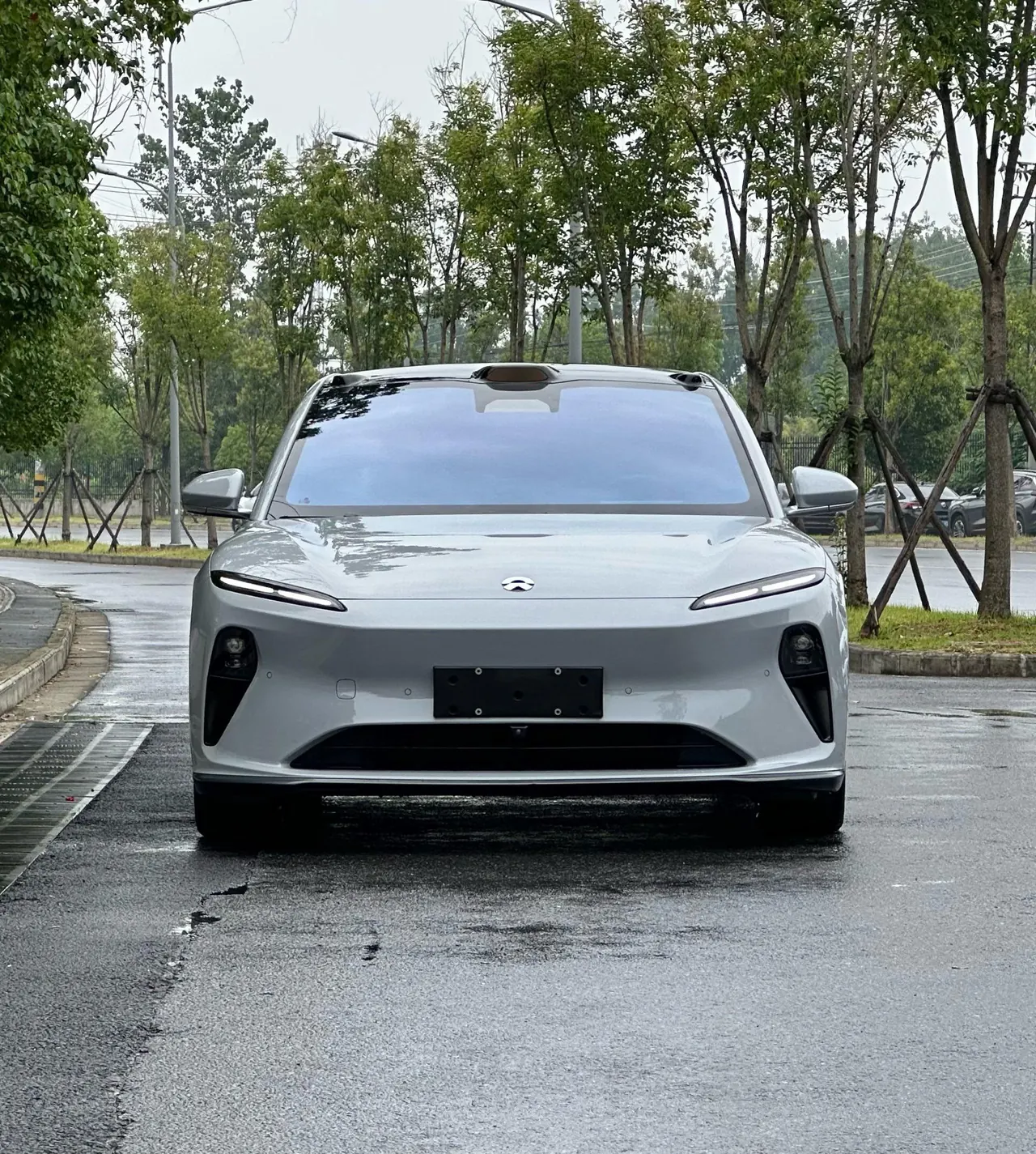 NIO 2023 ET5T 75kWh Touring automatic 3