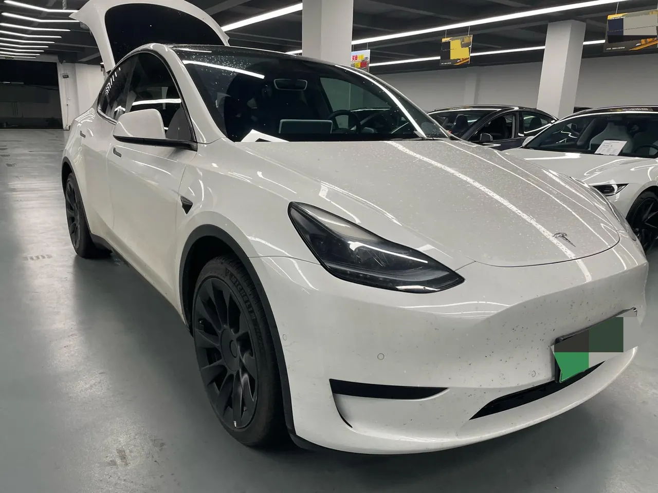 Tesla 2022 Model Y rear-wheel drive version (facelift) automatic gear 3