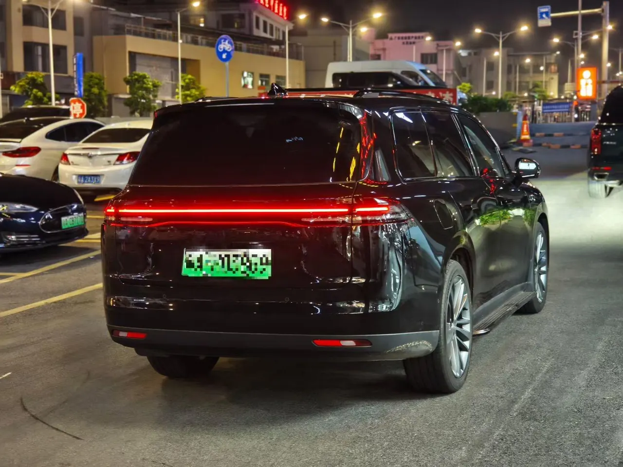 Leapmotor 2026 C 16 630 Laser Radar Zhizun Edition 6-seat Automatic Gear 5