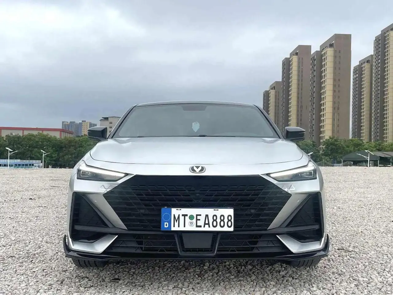 ChangAn 2022 UNI-V 1.5T Excellent Automatic Gear 2