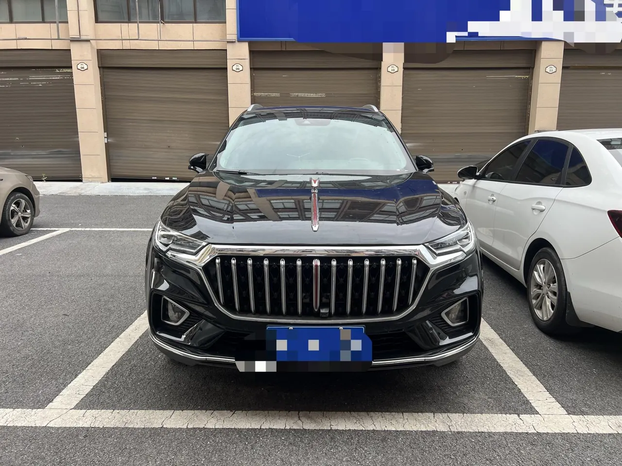 HongQi 2022 HS5 2.0T 4-wheel drive smart flag-sharing version automatic gear 3