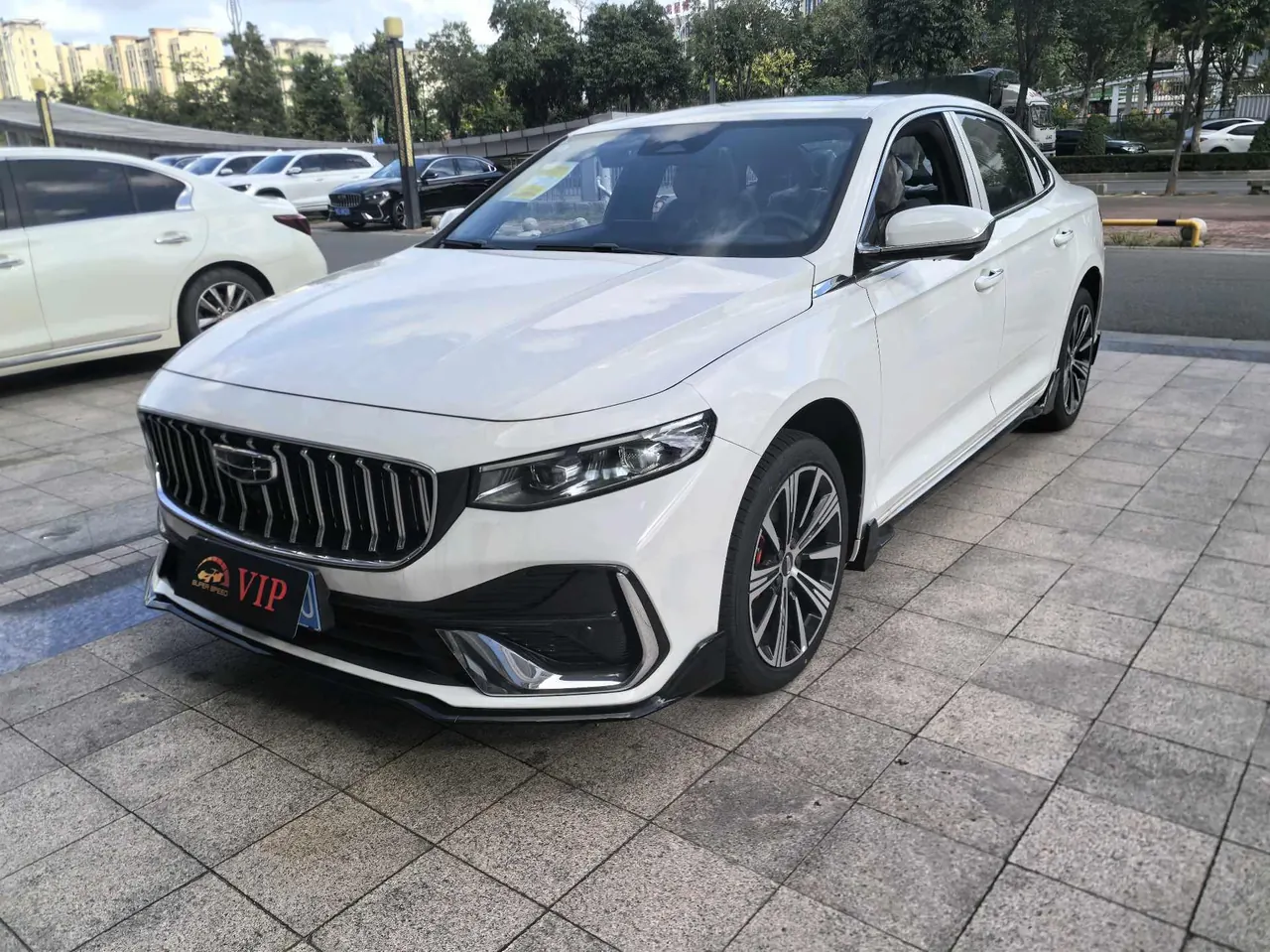 Geely 2026 Star Rui 1.5TD Oriental Obsidian Kunlun Edition Automatic Gear - View 1