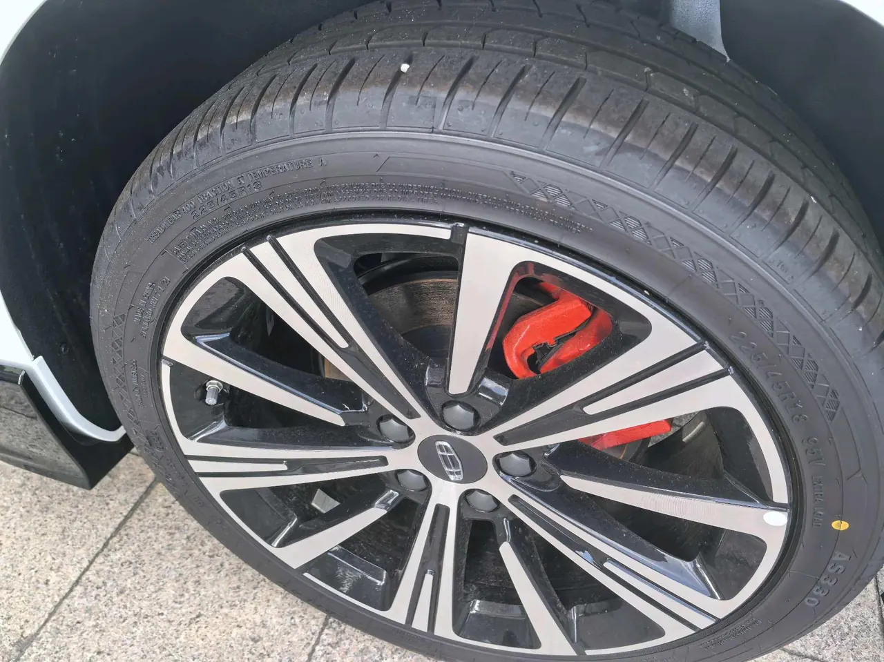 Geely 2026 Star Rui 1.5TD Oriental Obsidian Kunlun Edition Automatic Gear 4