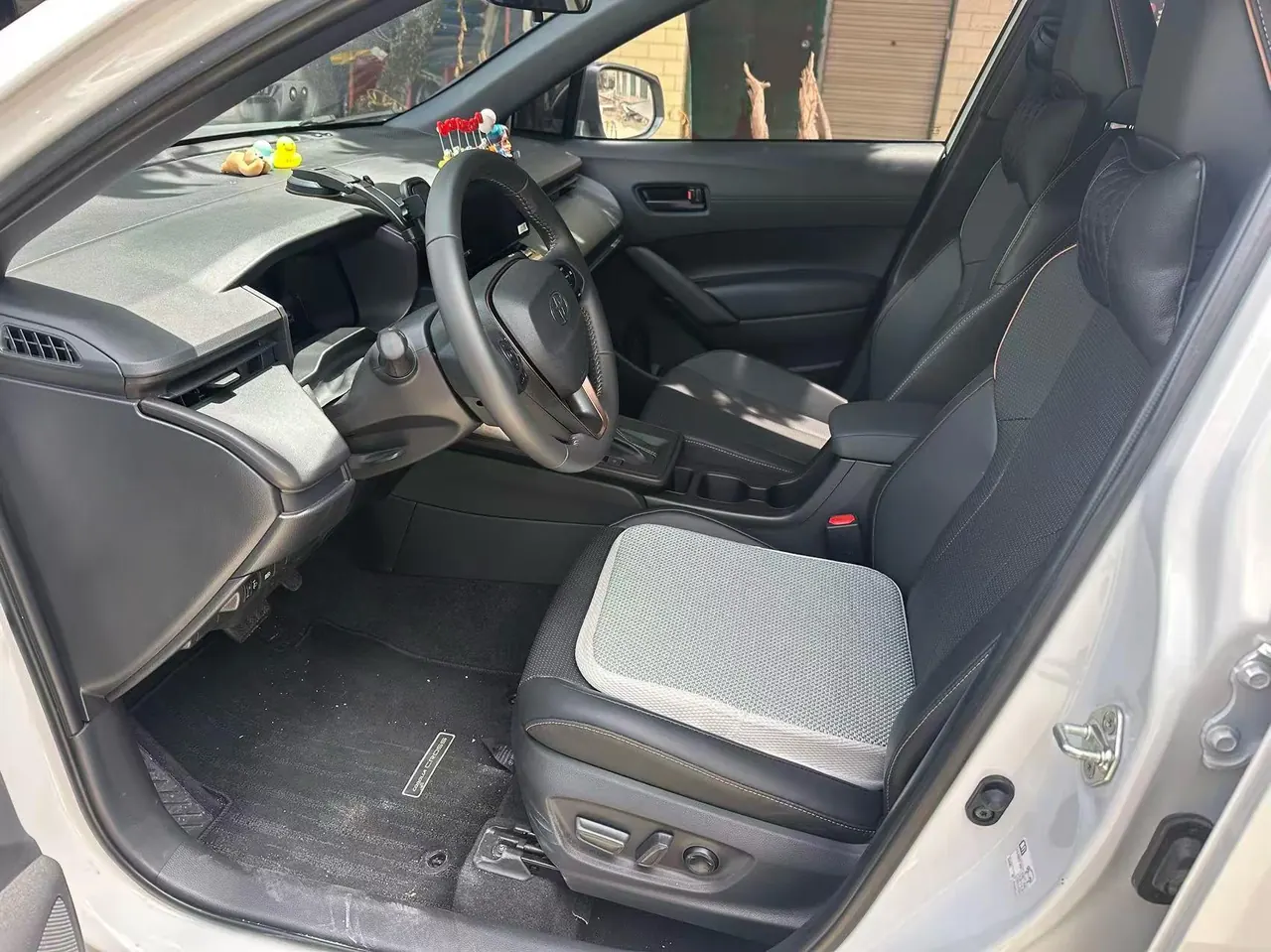 Toyota 2026 Corolla Sharp 2.0 Stepless Elite Automatic Gear 2