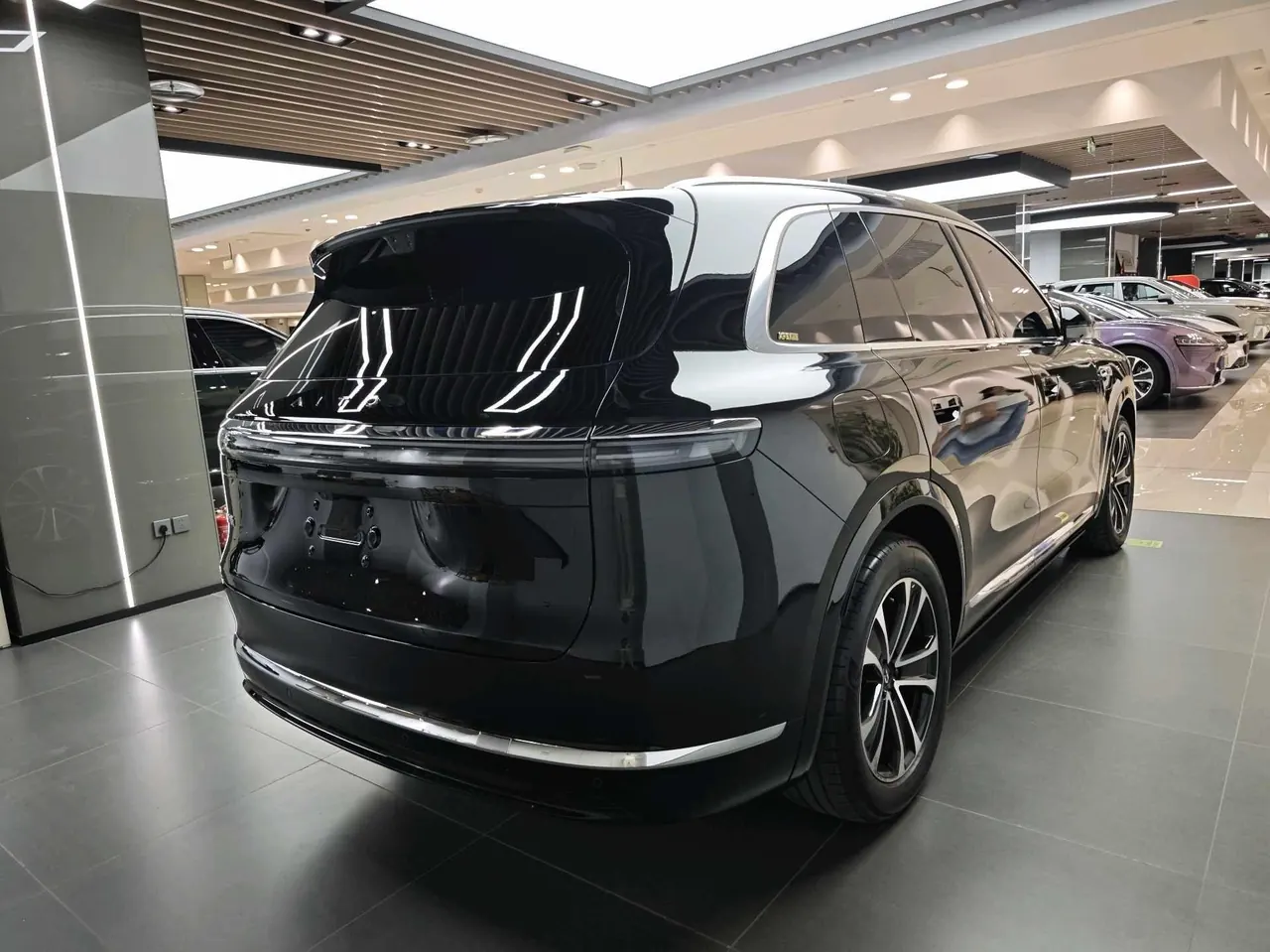 AITO 2026 AITO M7 extended range Max 4-wheel drive version 5 (192-line laser Radar) automatic gear 3