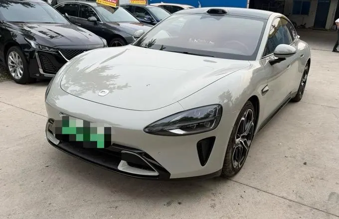 MI 2024 SU 7 830km Rear Drive Ultra Long Endurance High-end Smart Drive Pro Edition Automatic Gear - View 1