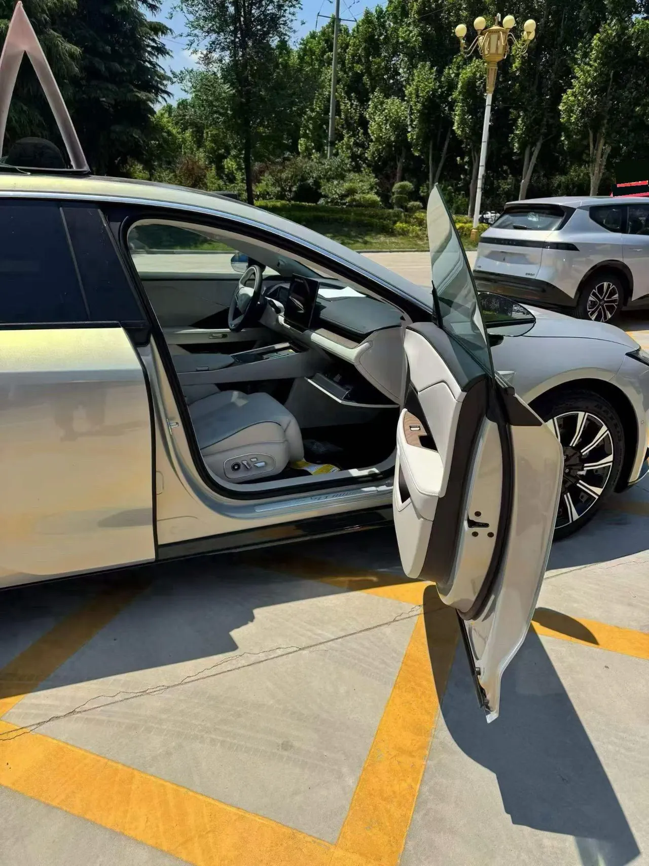 Toyota 2026 Platinum Intelligence 7 700 Max Laser Radar Edition Automatic Gear 5