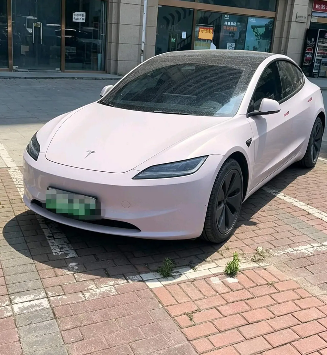 Tesla 2023 Model 3 Rejuvenation Edition Rear Wheel Drive Automatic Transmission - View 1