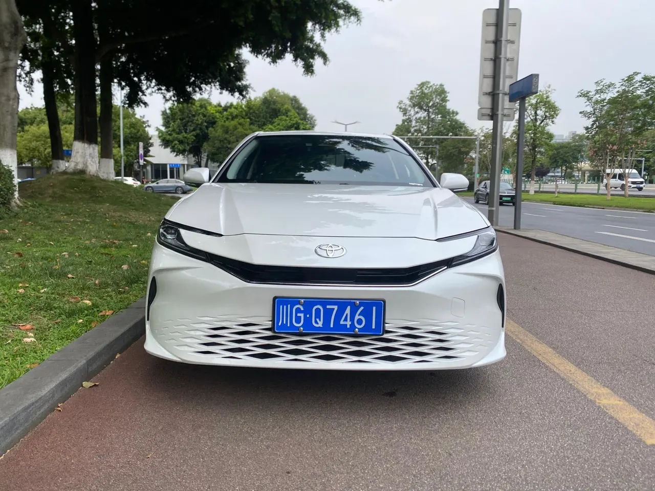 Toyota 2026 Camry 2.0E CVT Elite Automatic 3