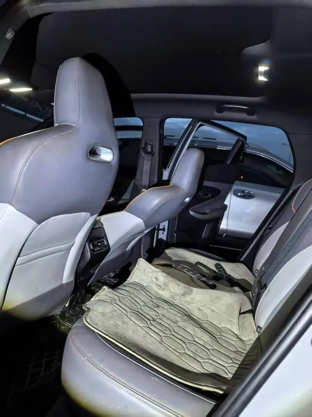ChangAn 2022 UNI-T 1.5T Flagship Automatic Gear 4