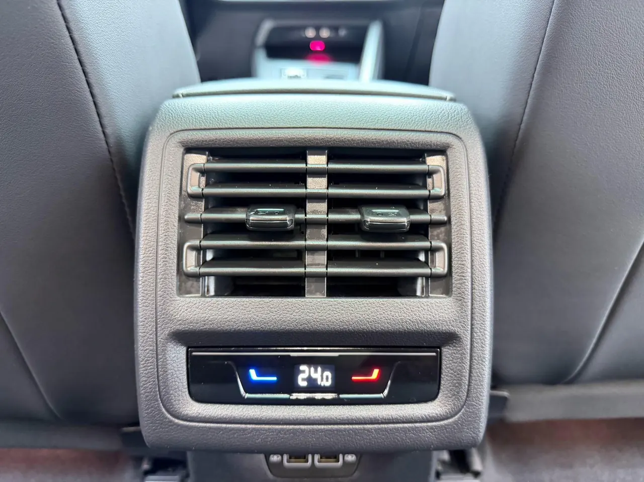 Volkswagen 2023 Golf 8 R-Line 1.4TSI 280TSI Lite (Modified) Automatic Gear 13