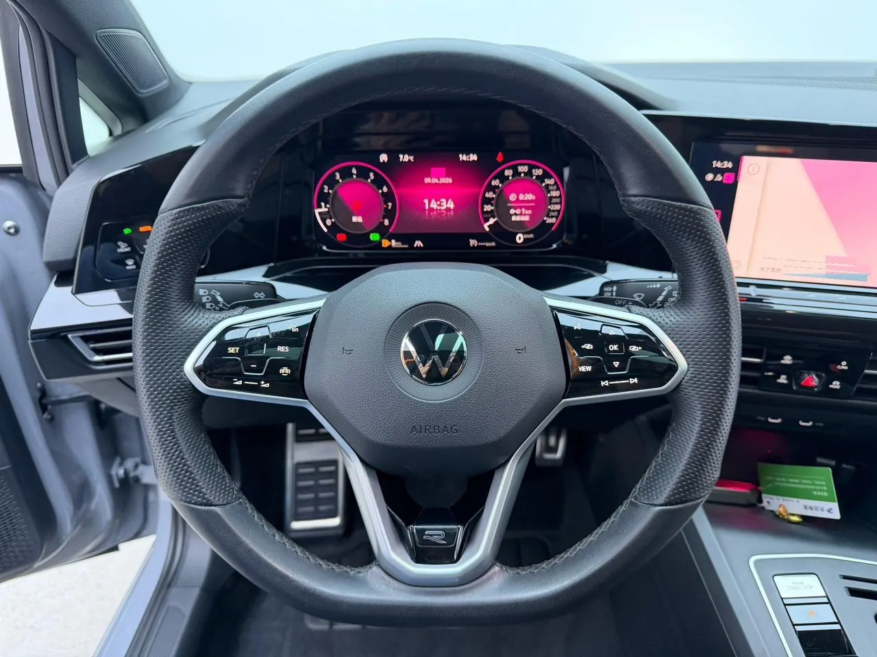 Volkswagen 2023 Golf 8 R-Line 1.4TSI 280TSI Lite (Modified) Automatic Gear 5