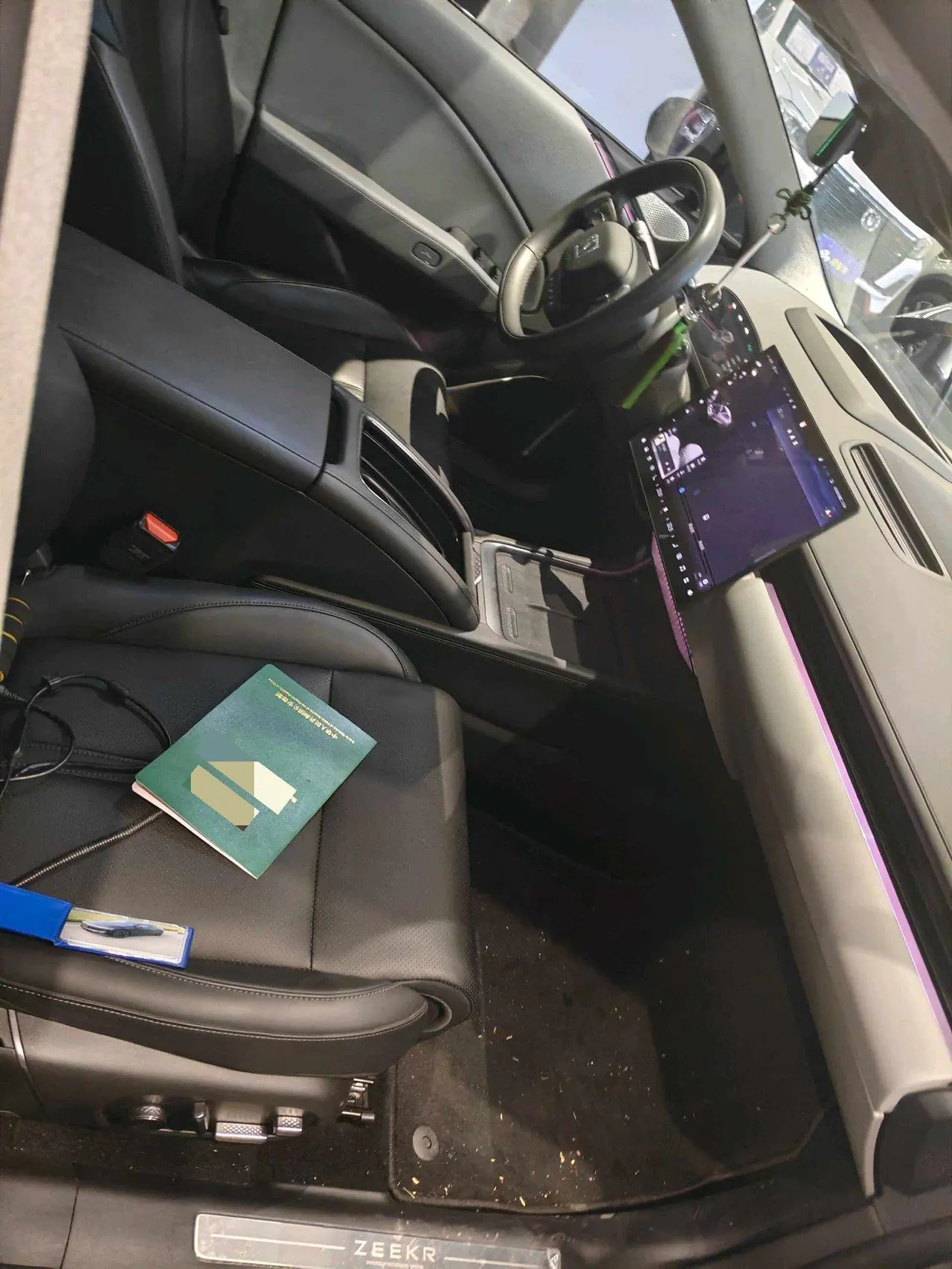 Zeekr 2025 Zeekr 007 Long Endurance Rear Drive Smart Driving Edition 100kWh Automatic Transmission 9