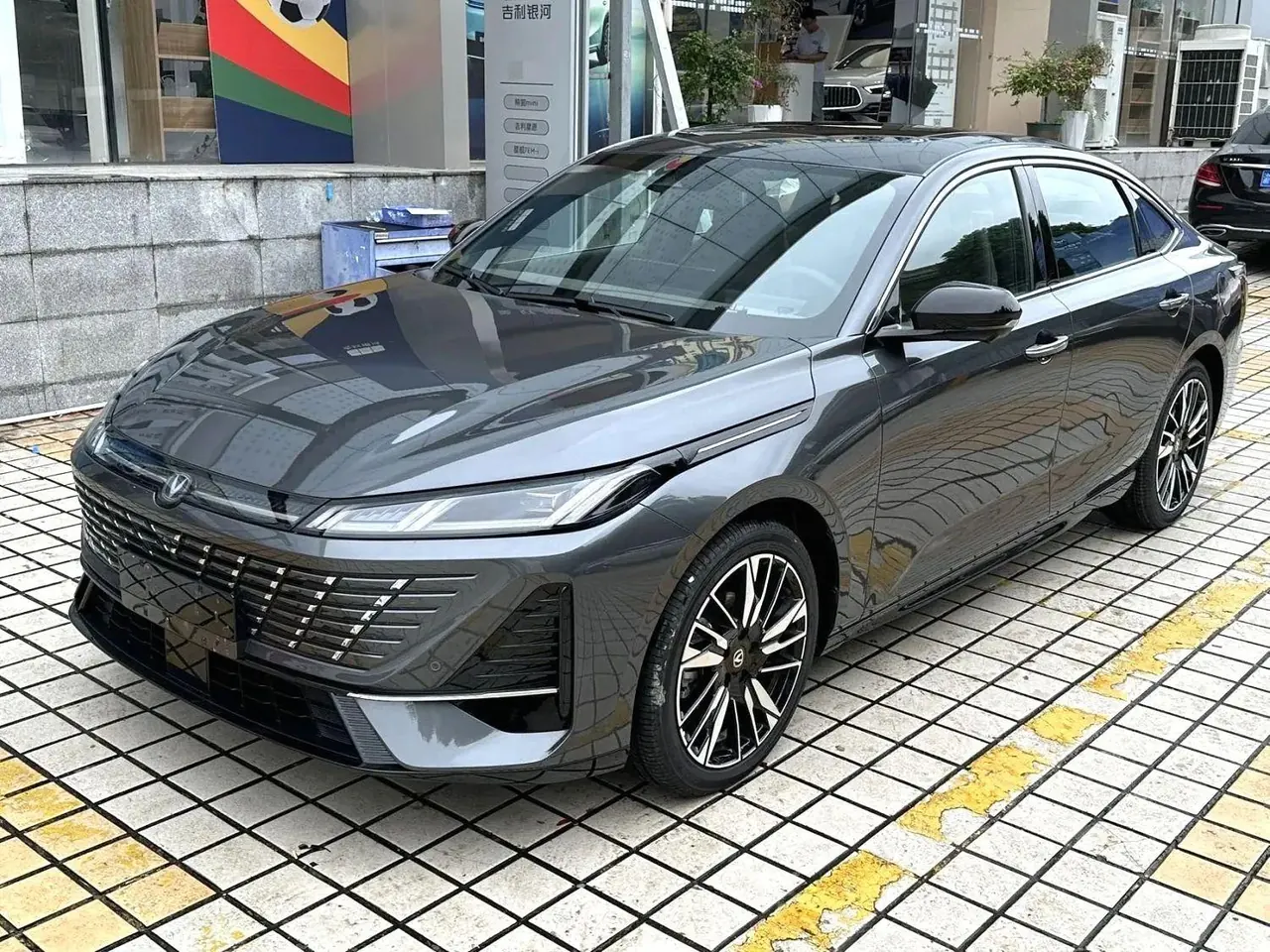 ChangAn 2026 Eado 1.5T 500Bar Smart Luxury Automatic - View 1