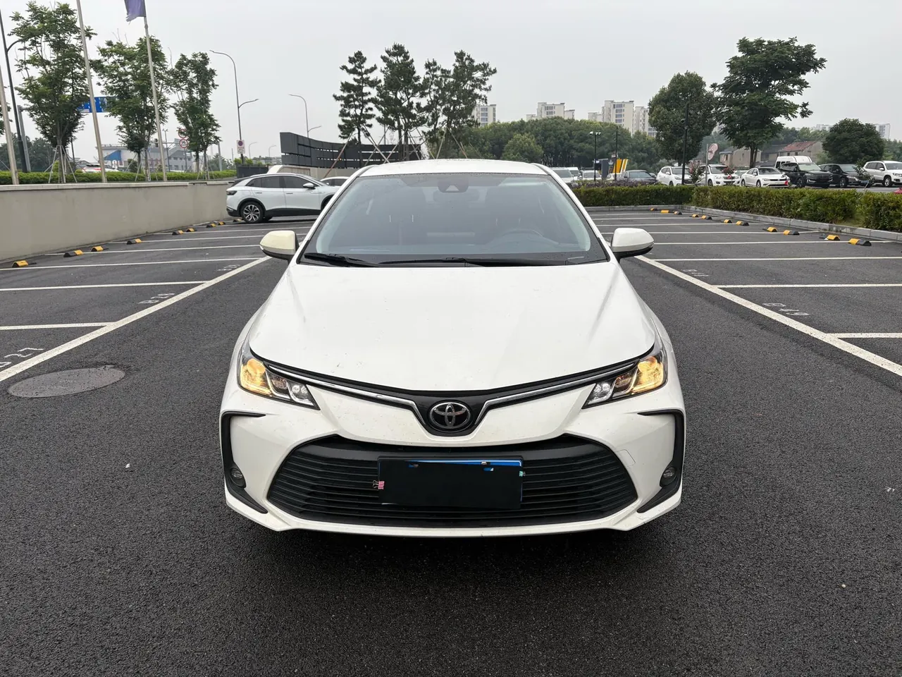 Toyota 2021 corolla 1.2T stepless elite PLUS version of automatic gear 2