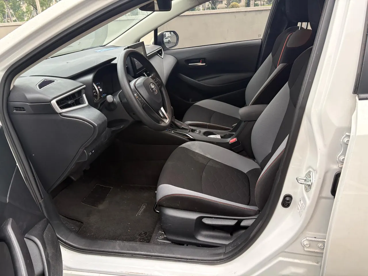 Toyota 2021 corolla 1.2T stepless elite PLUS version of automatic gear 4