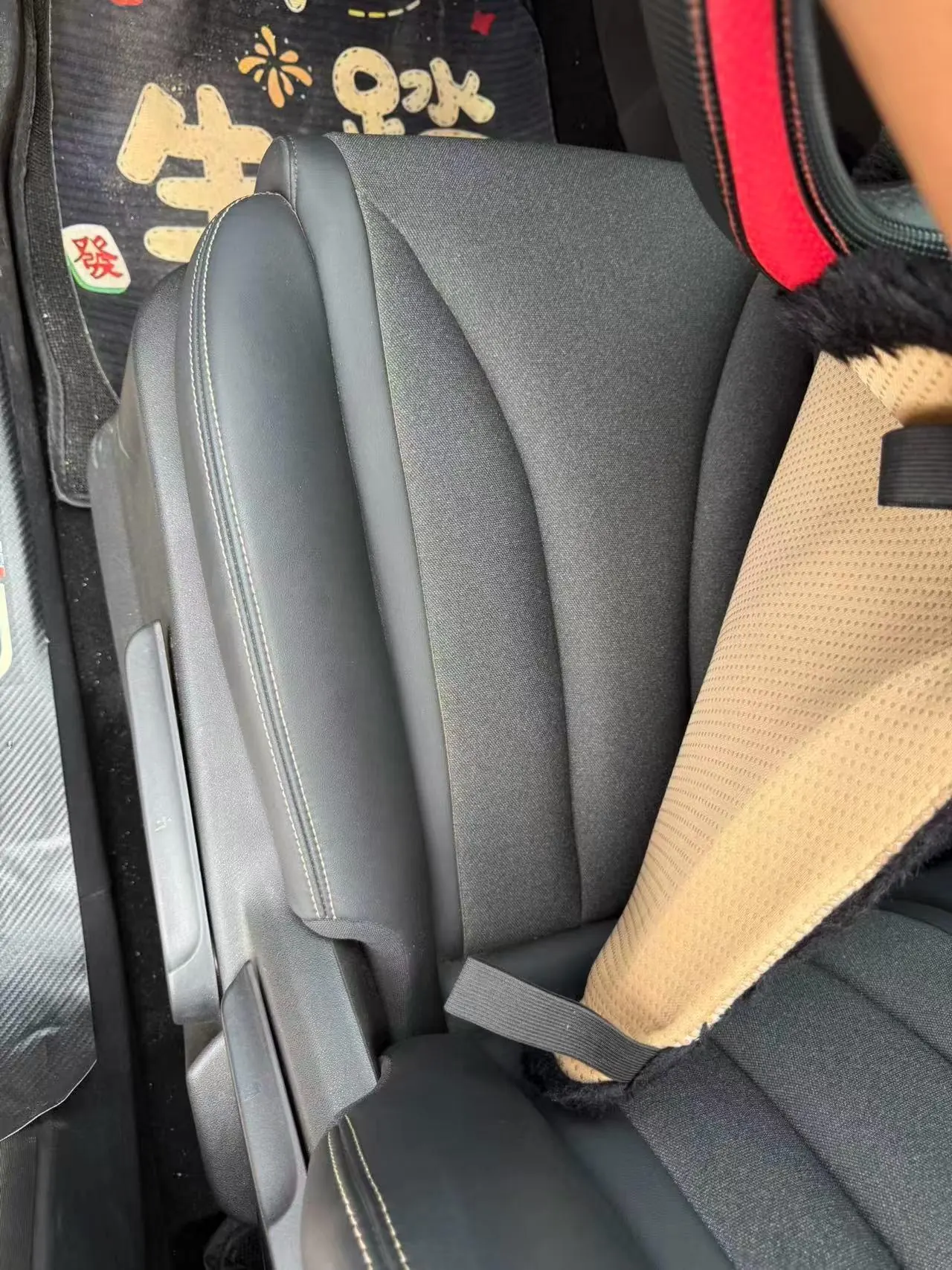 Chery 2025 Ruihu 5x 1.5T Stepless High Energy Edition Comfortable Automatic Gear 3