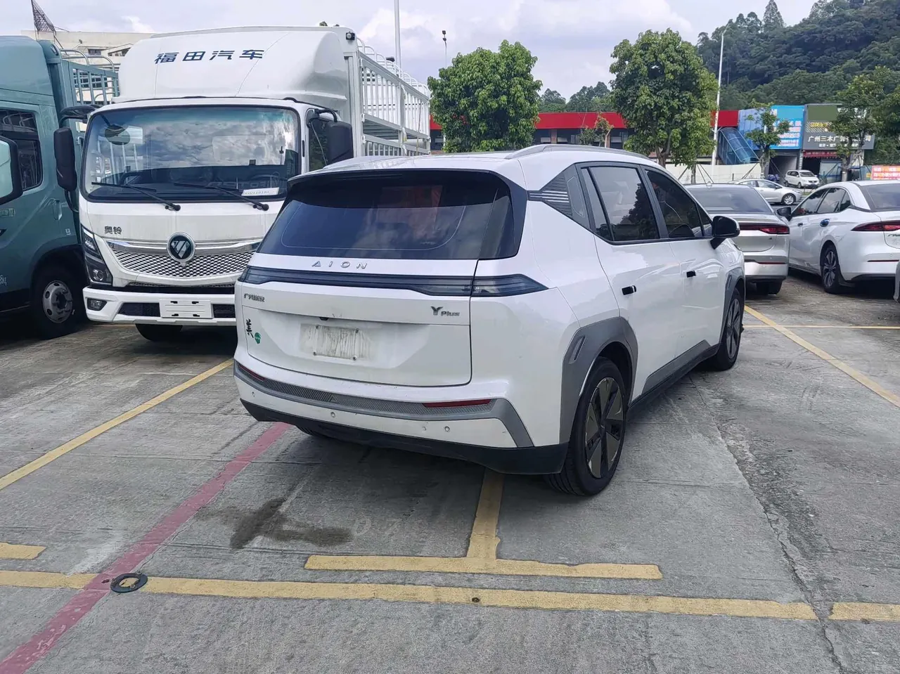 GAC Aion 2023 Aion Y PLUS 70 Happy Edition Automatic Gear 3