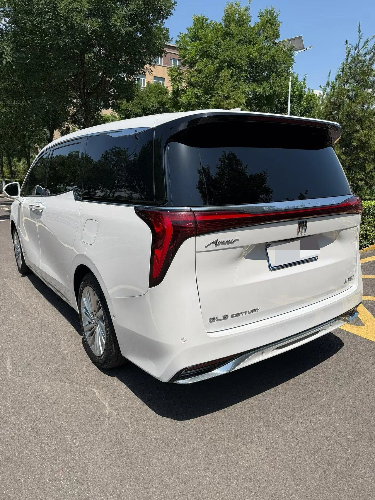 Buick 2023 Century 48V 2.0T Yunshi Edition 6-seat Automatic Gear 6