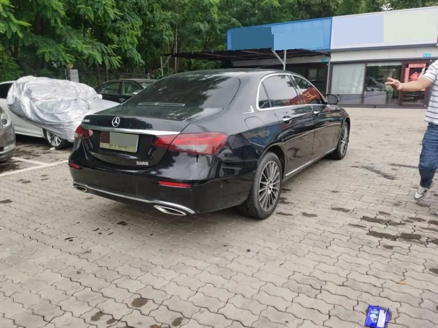 Mercedes Benz E Class 2023 E 260 L 2.0T Automatic 3