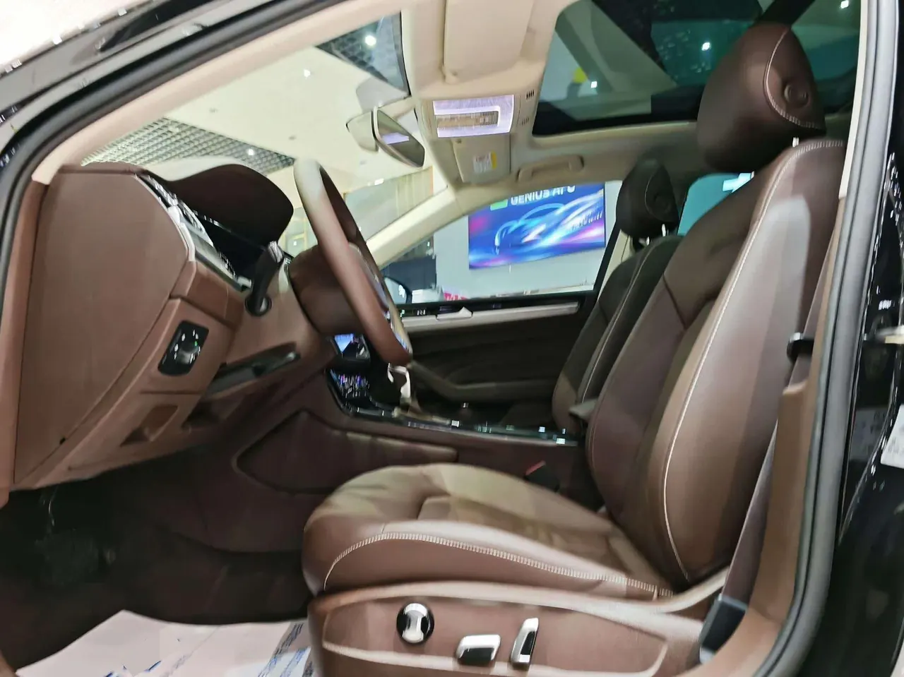 Volkswagen 2021 Huiang 2.0TSI 380TSI Deluxe Edition Automatic Gear 3