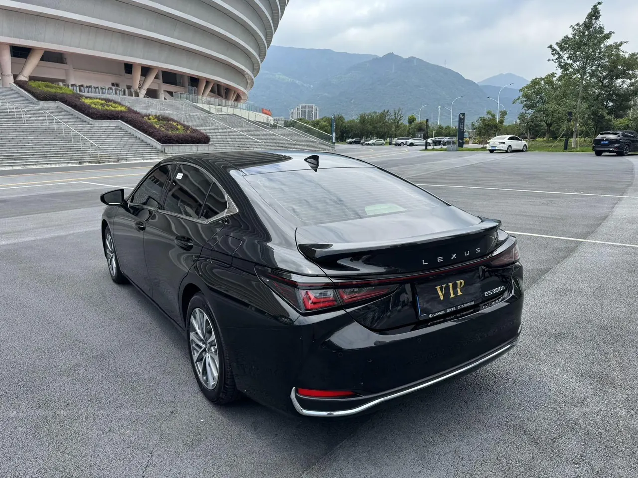 Lexus ES (Imported) 2025 ES300h 2.5 Stepless Premium Edition Automatic Gear 13