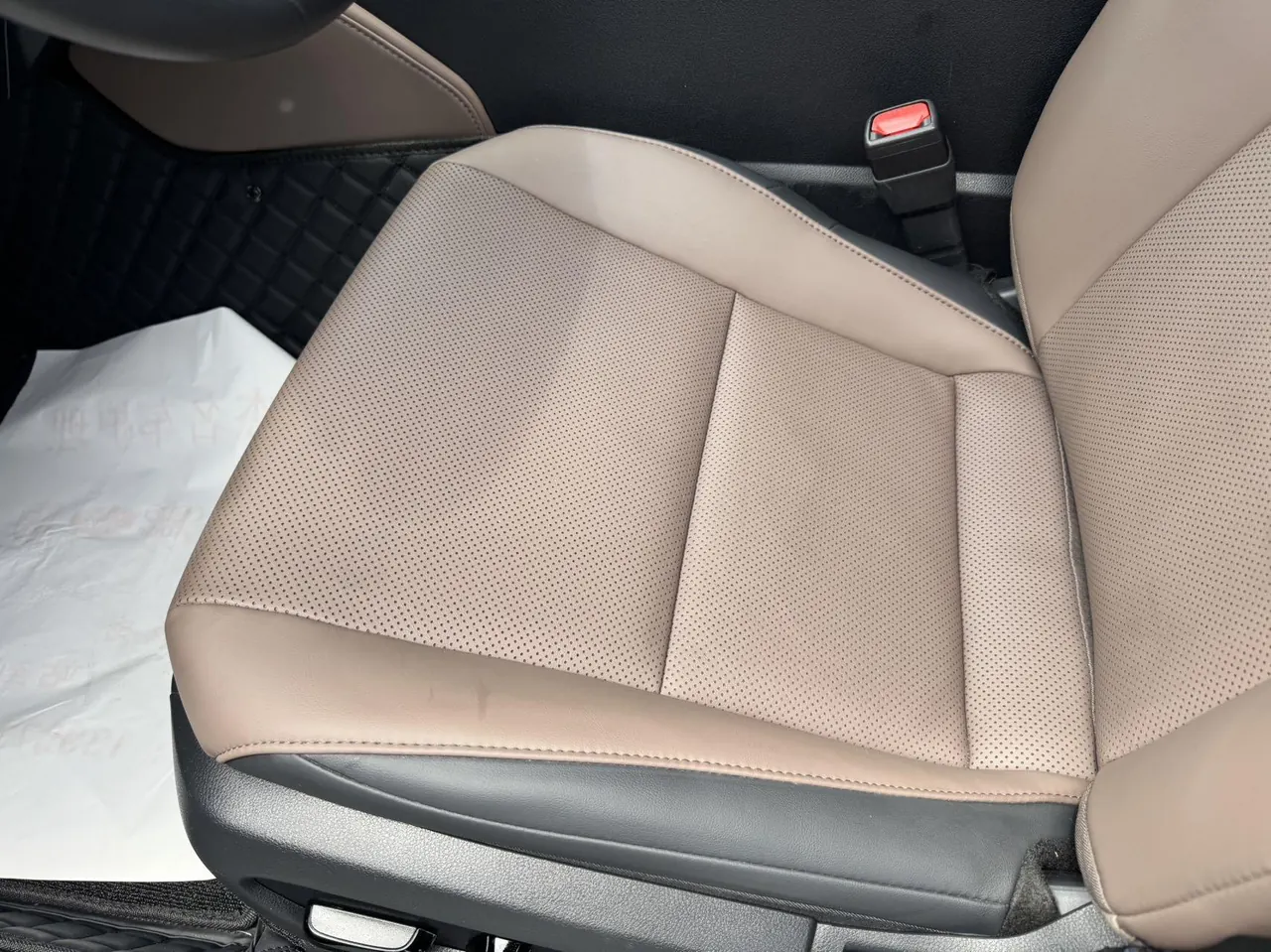 Lexus ES (Imported) 2025 ES300h 2.5 Stepless Premium Edition Automatic Gear 6