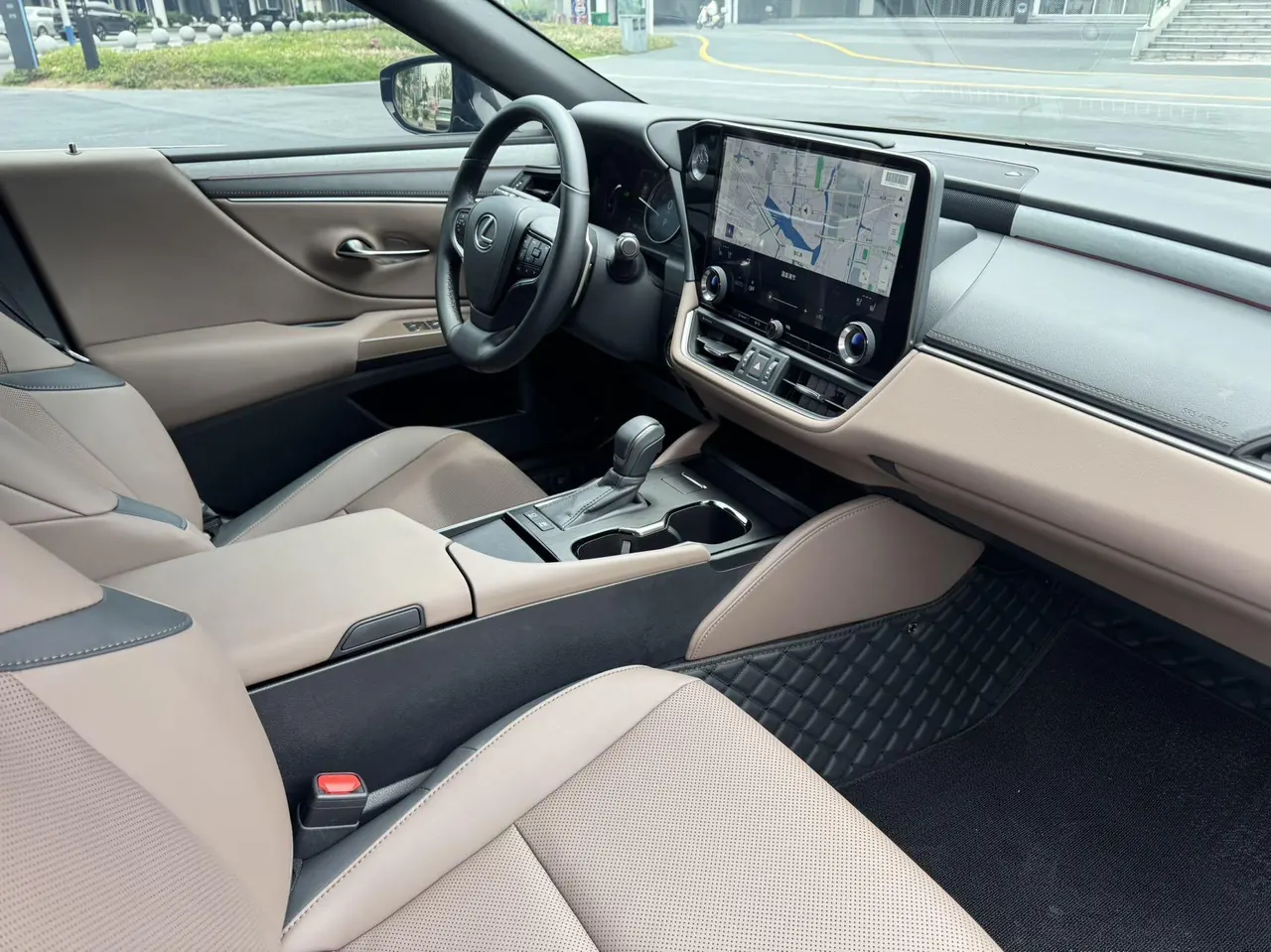 Lexus ES (Imported) 2025 ES300h 2.5 Stepless Premium Edition Automatic Gear 9