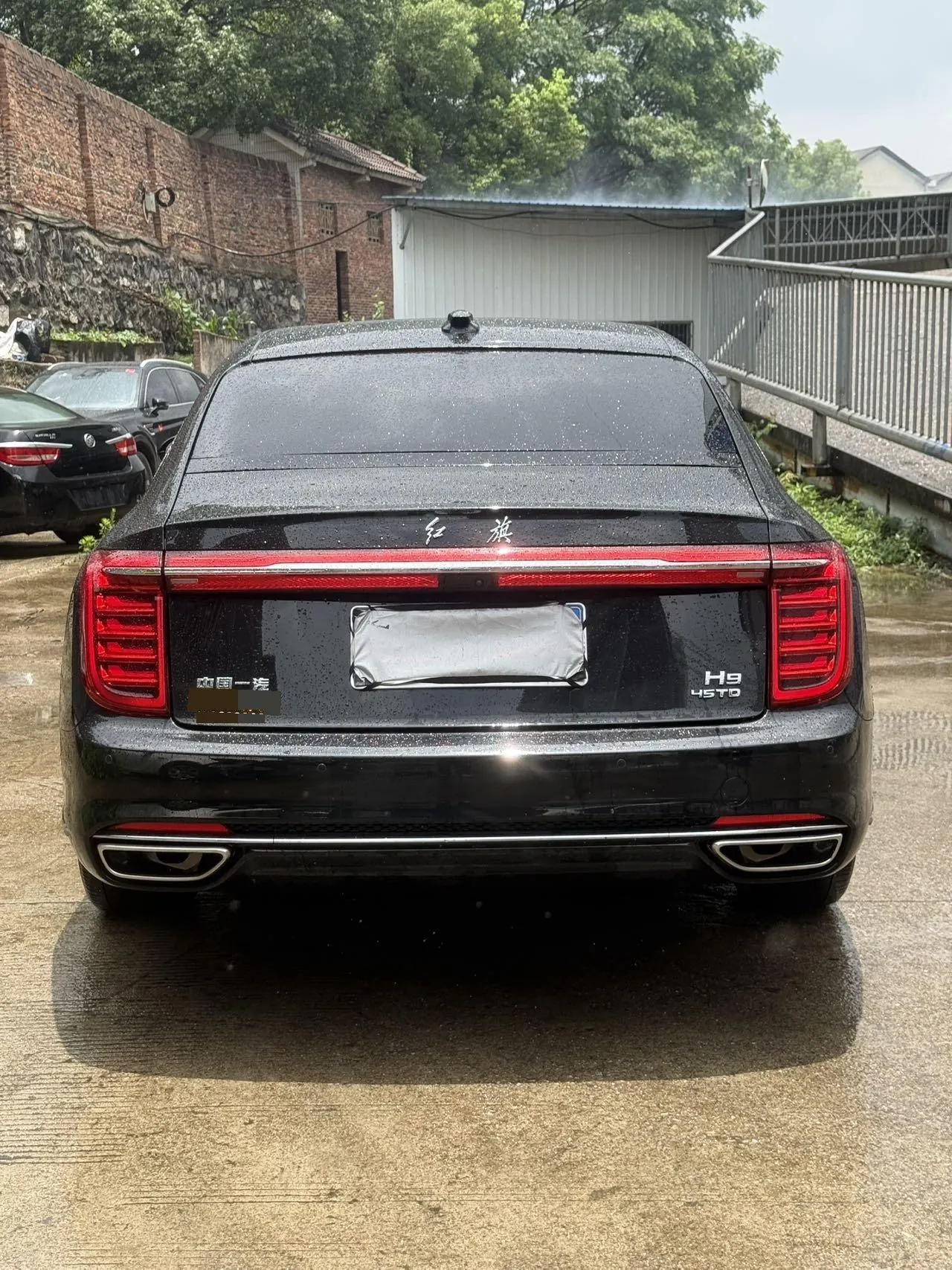 HongQi 2020 H9 48V 2.0T Zhilian Flag Edition Automatic Gear 4