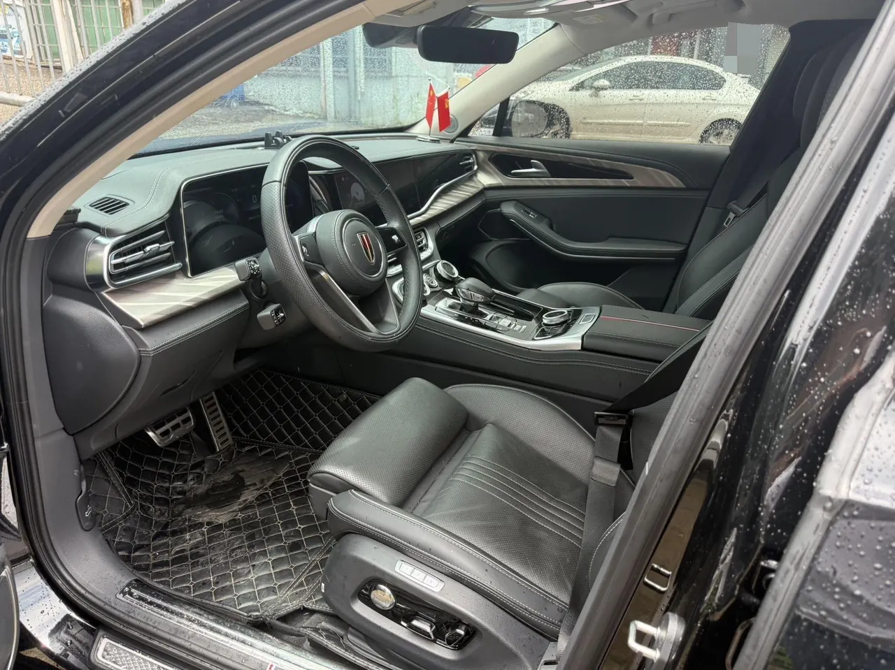 HongQi 2020 H9 48V 2.0T Zhilian Flag Edition Automatic Gear 7