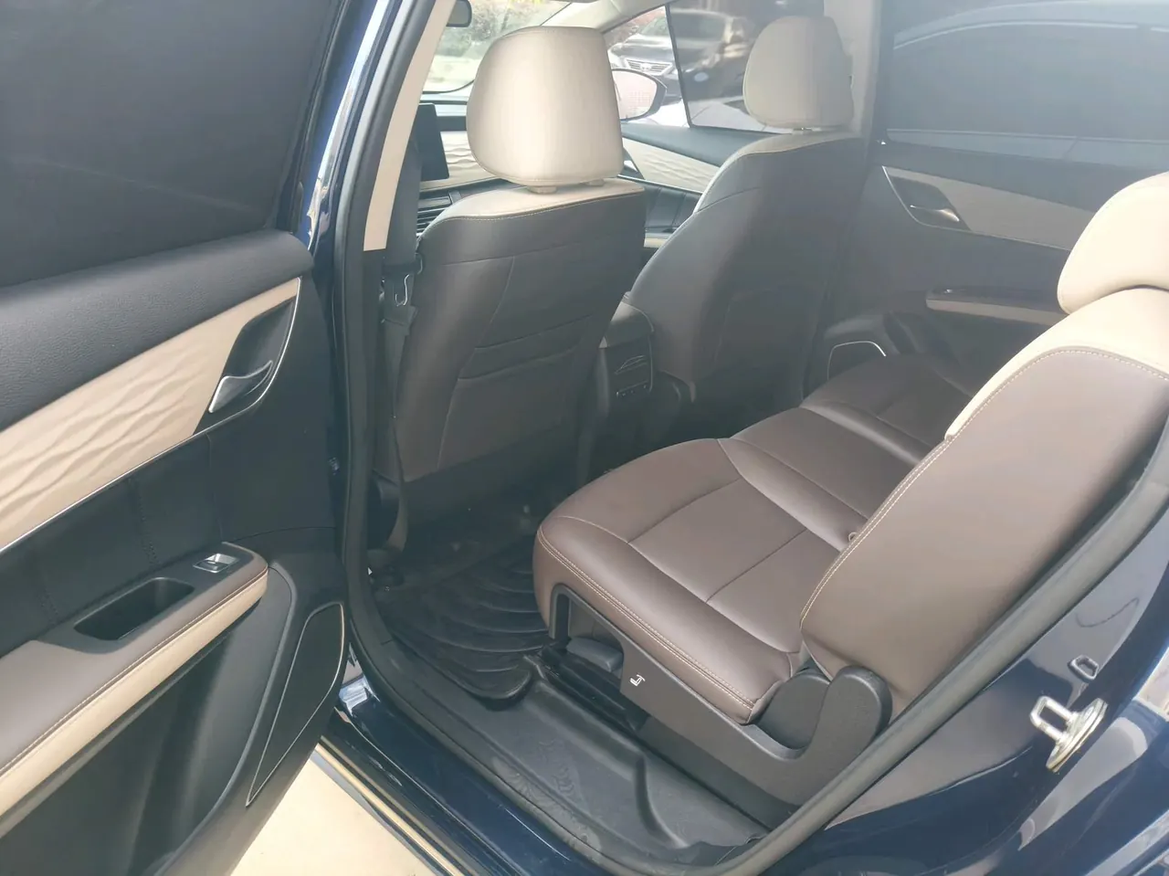 BYD Tang New Energy 2021 Tang DM-i 1.5T Stepless 112KM Honorable Automatic Gear 5