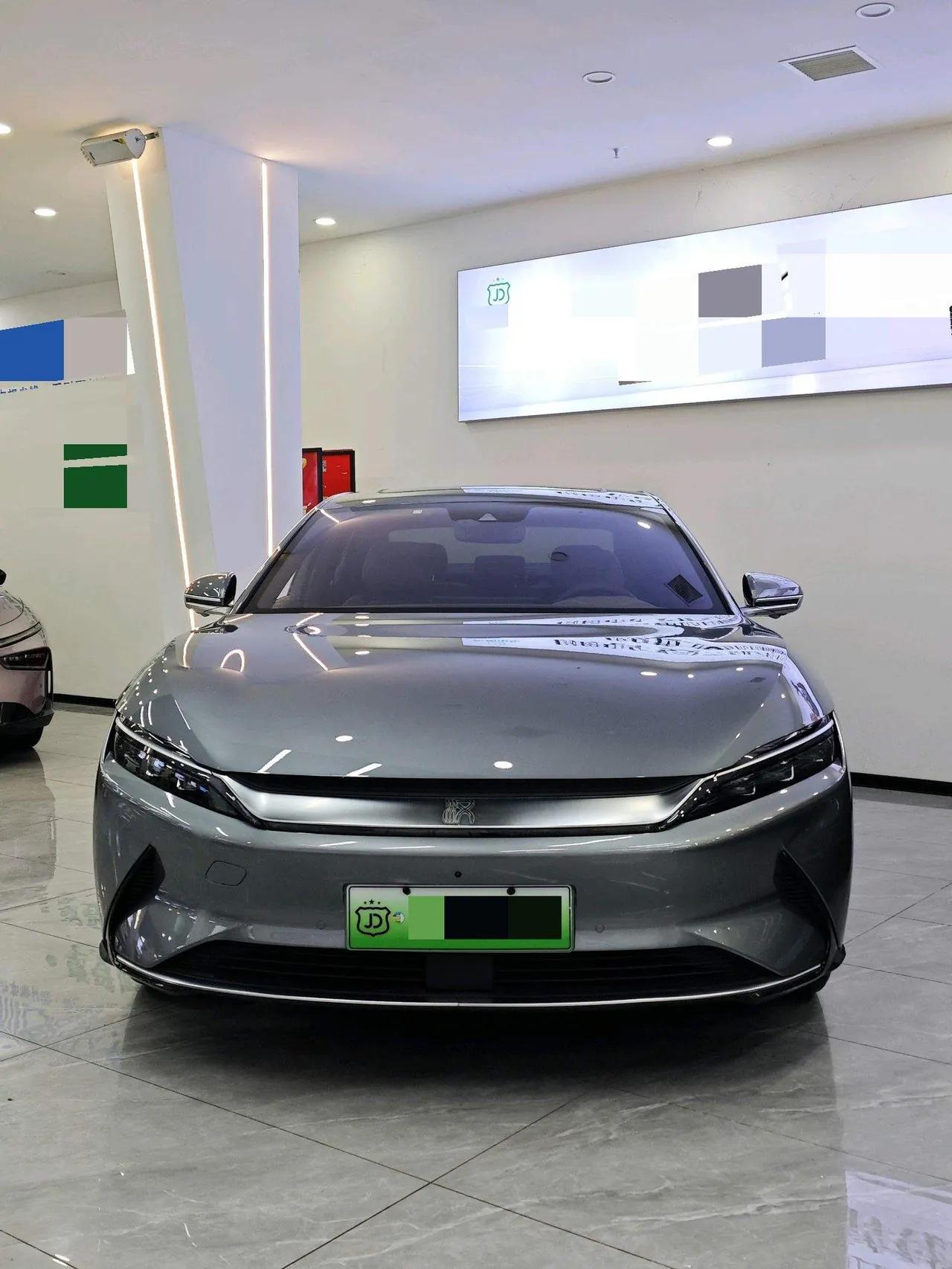 BYD 2020 Han four-wheel drive high-performance flagship automatic gear 2