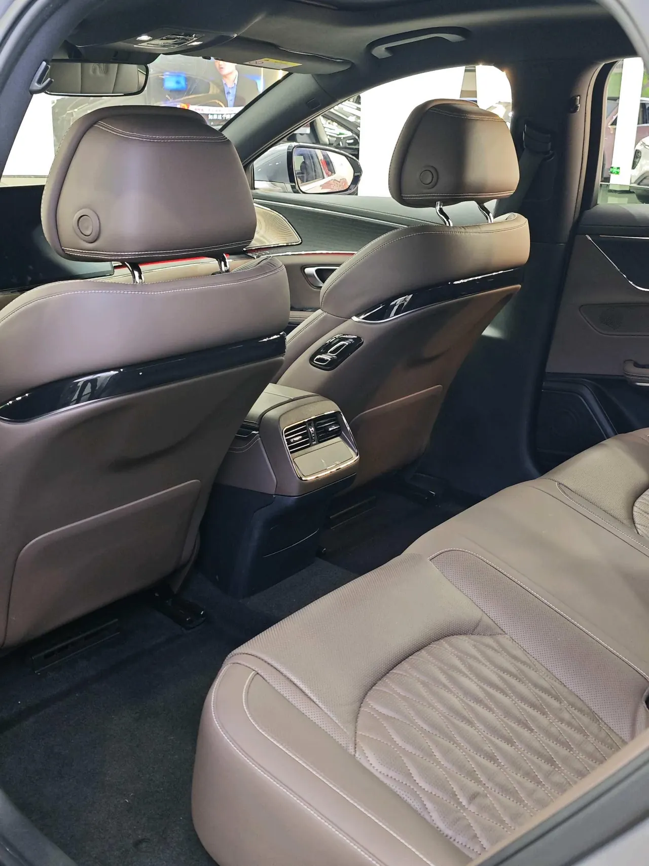 BYD 2020 Han four-wheel drive high-performance flagship automatic gear 4