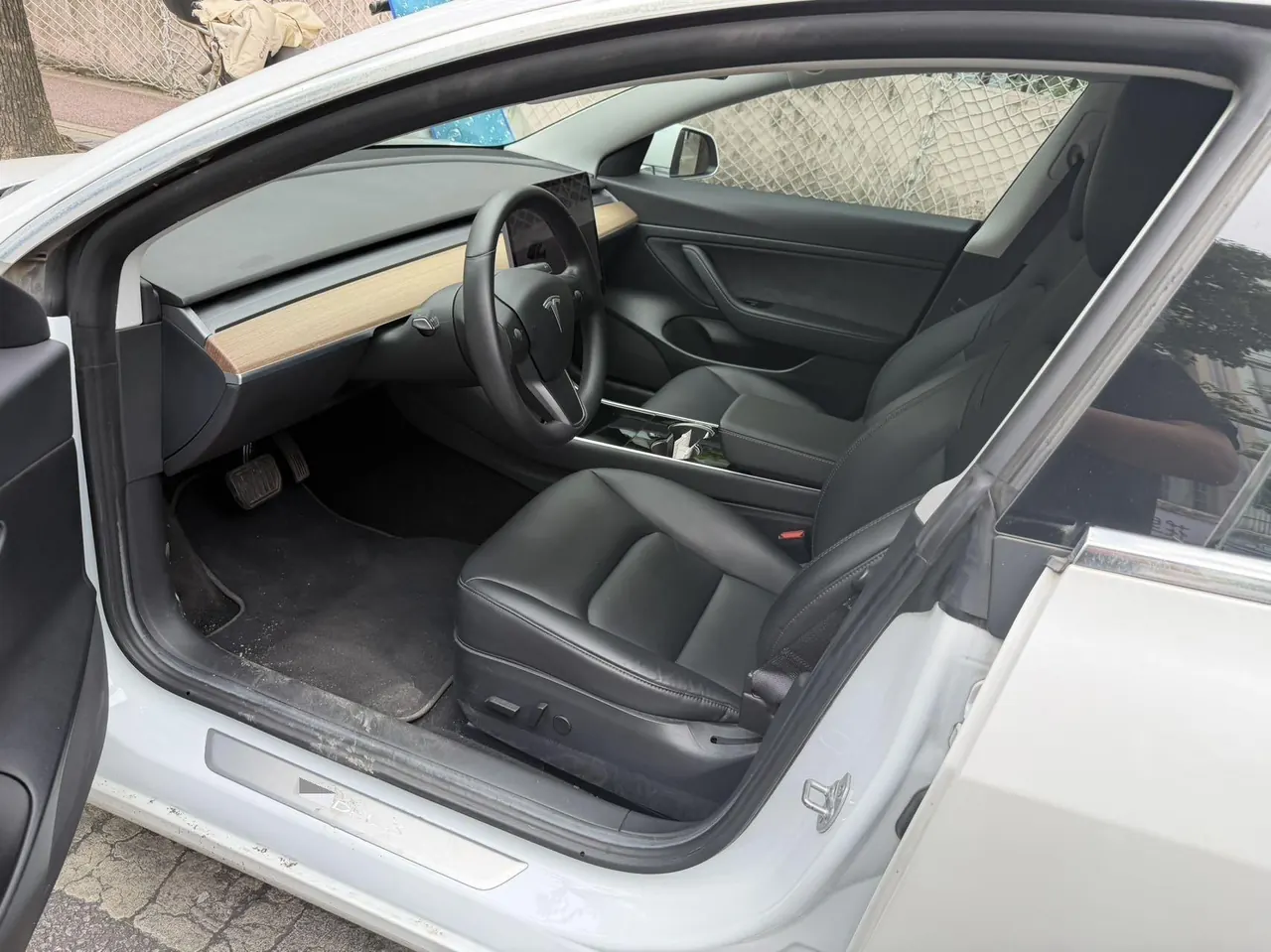 Tesla 2020 Model 3 Standard Endurance Rear Drive Upgraded Automatic Gear 3