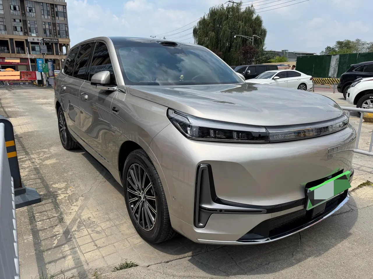 Geely Galaxy 2025 M9 1.5T 230km Two-Drive Discovery Edition Automatic Gear 3