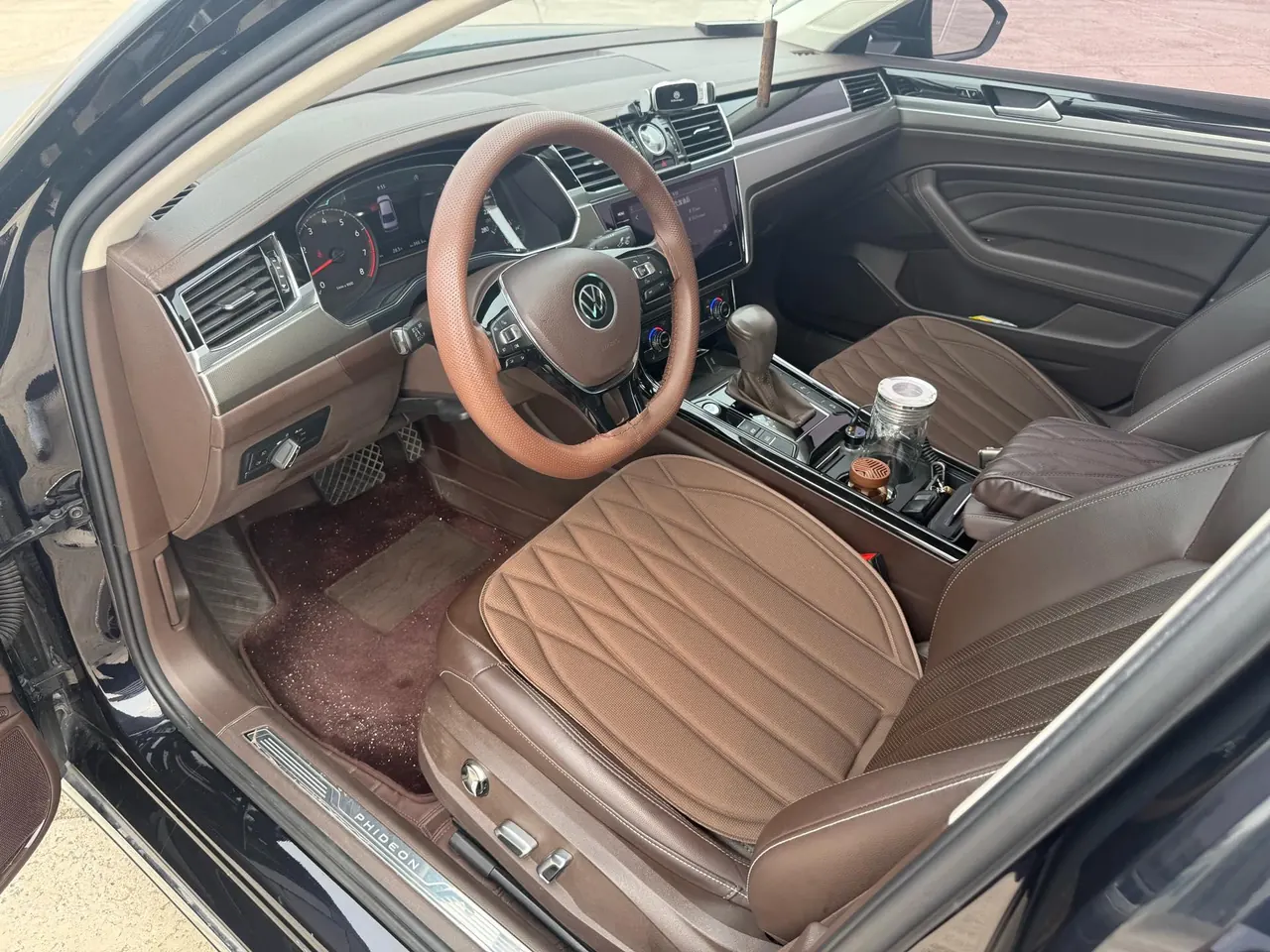 Volkswagen 2021 Huiang 2.0TSI 380TSI Deluxe Edition Automatic Gear 4