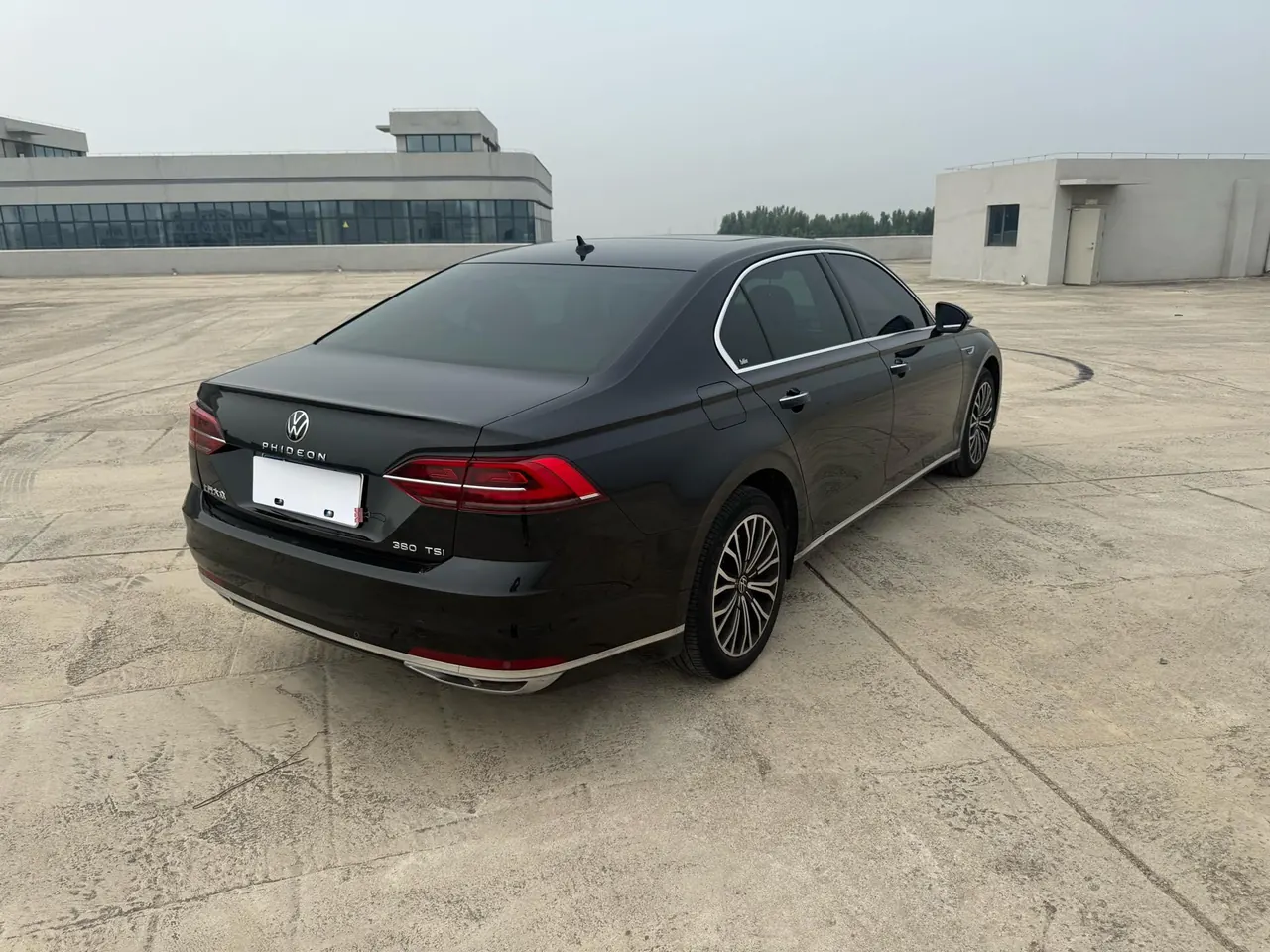 Volkswagen 2021 Huiang 2.0TSI 380TSI Deluxe Edition Automatic Gear 9