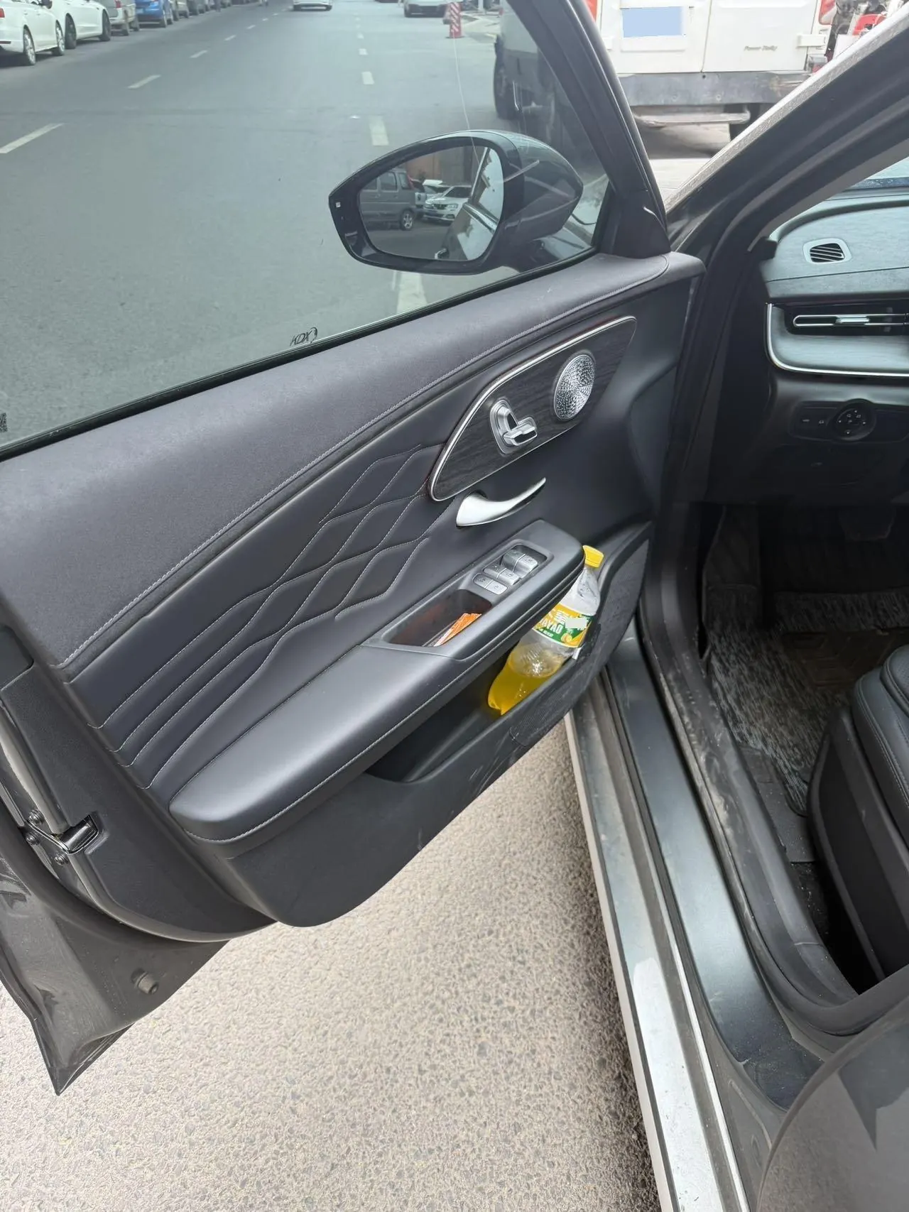 Chery 2025 Erez 8 Pro 1.6TGDI 290TGDI Comfortable Automatic Gear 3