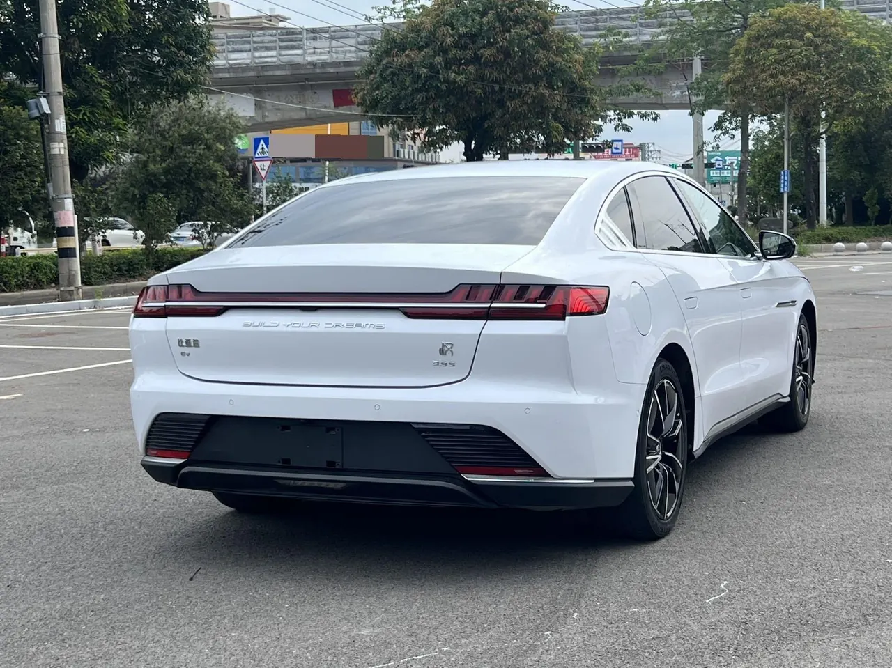 BYD 2020 Han four-wheel drive high-performance flagship automatic gear 5