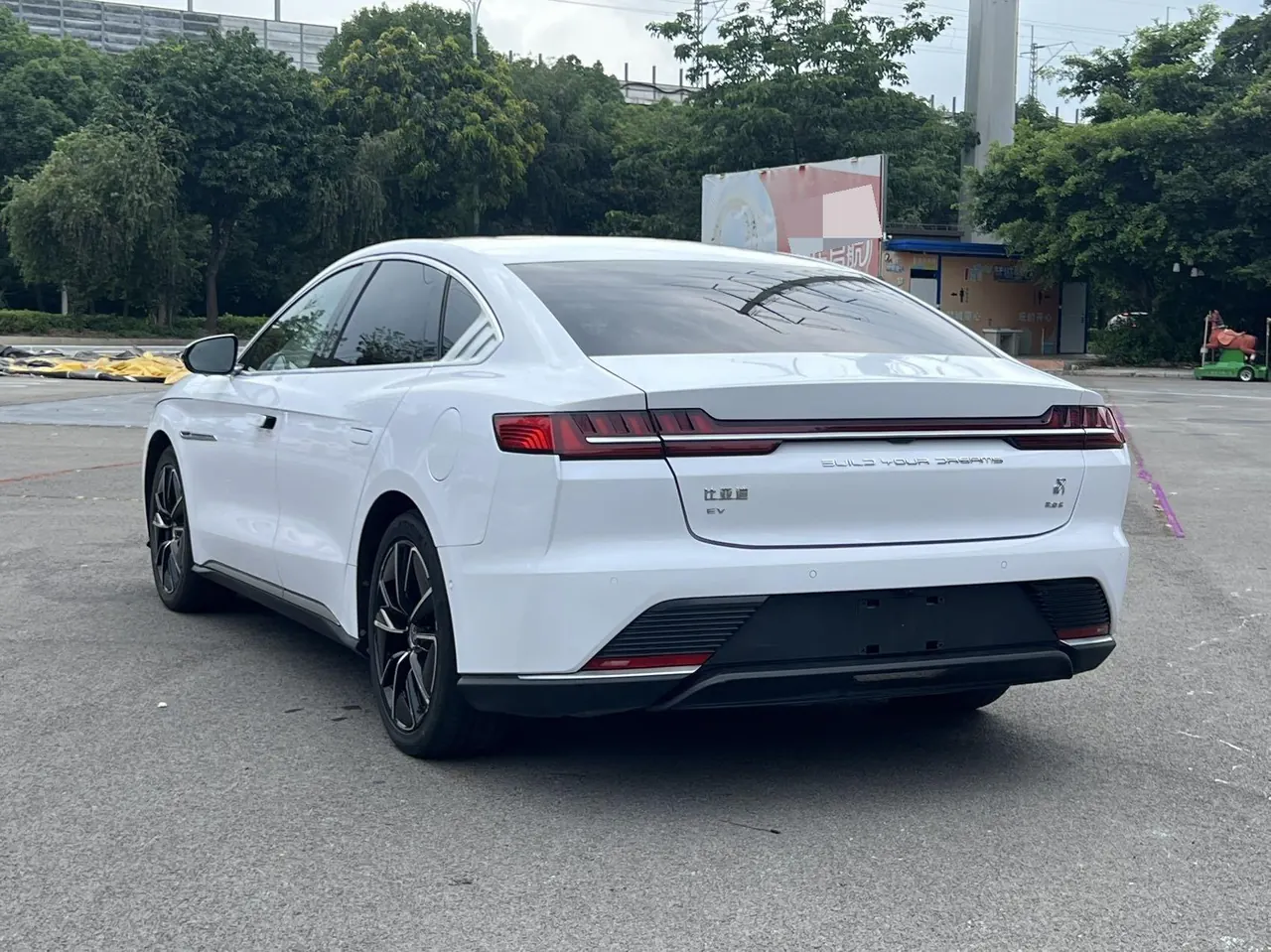 BYD 2020 Han four-wheel drive high-performance flagship automatic gear 7