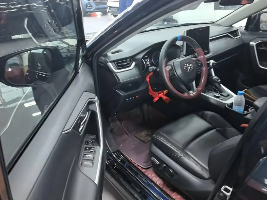 Toyota 2020 Weilanda Dual Engine 2.5 Stepless Four-wheel Drive Deluxe Automatic Gear 2