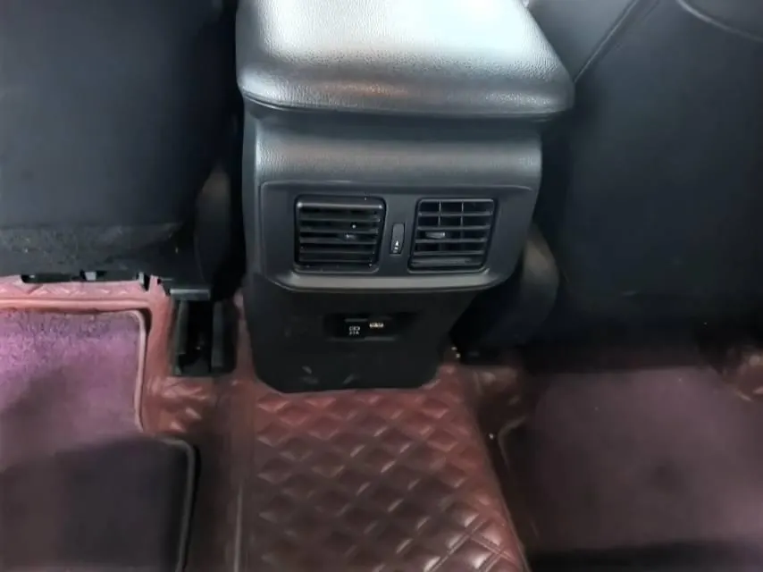 Toyota 2020 Weilanda Dual Engine 2.5 Stepless Four-wheel Drive Deluxe Automatic Gear 9