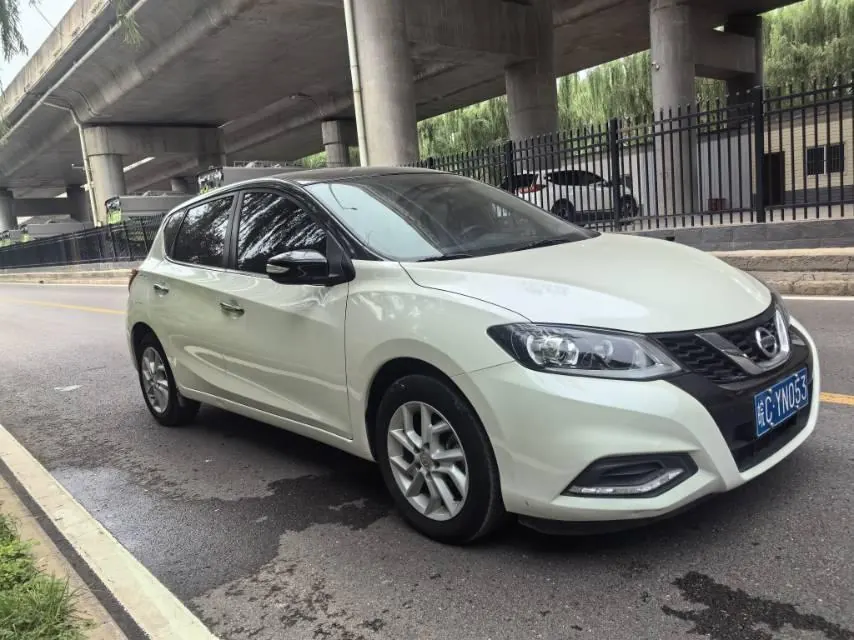 Nissan 2021 Tiida 1.6 Stepless Smart Edition Automatic Gear 3