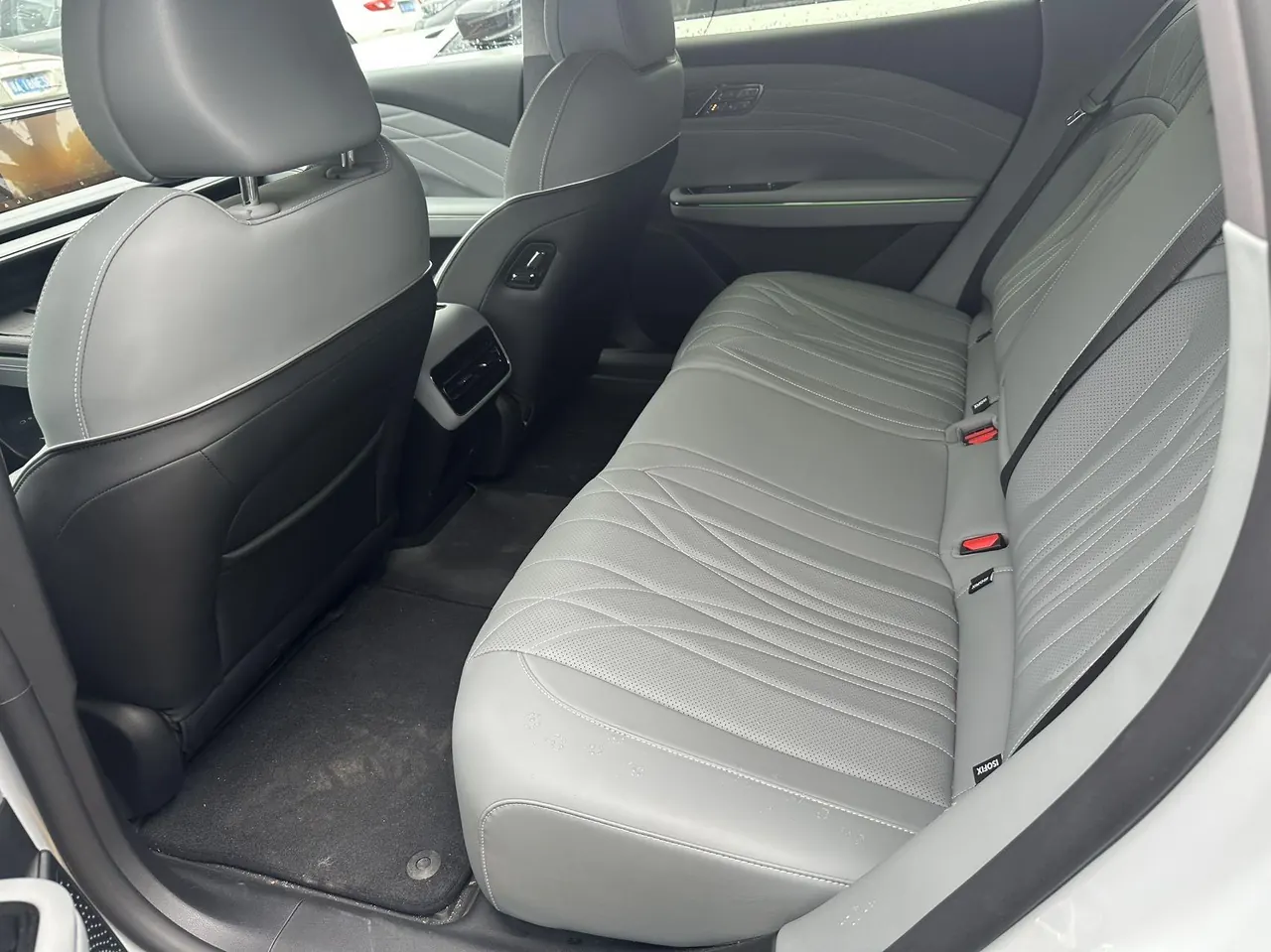 Geely Galaxy 2025 E 8 700km sailing smart driving version of automatic gear 5