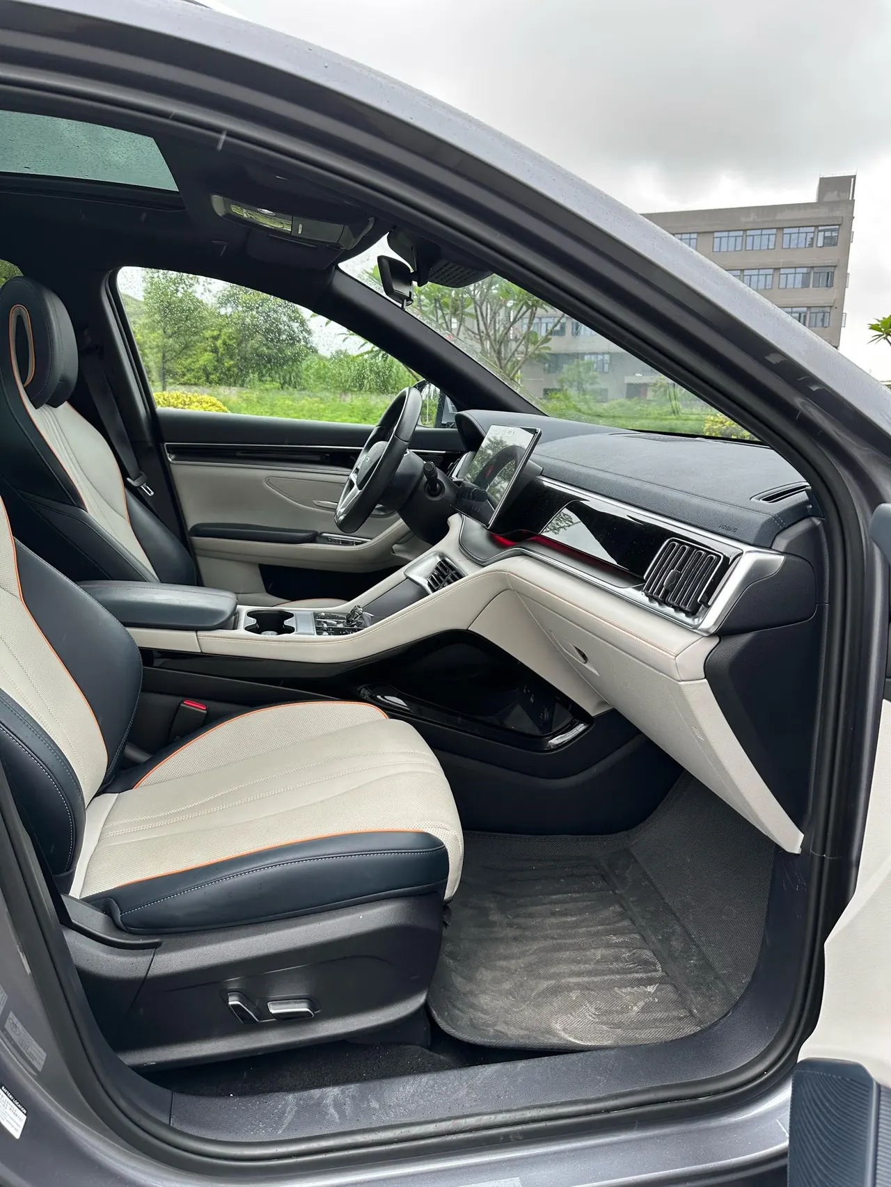 BYD Song PLUS New Energy 2024 Song PLUS DM-i 1.5 Stepless Glory Edition 110km Flagship Automatic Gear 6